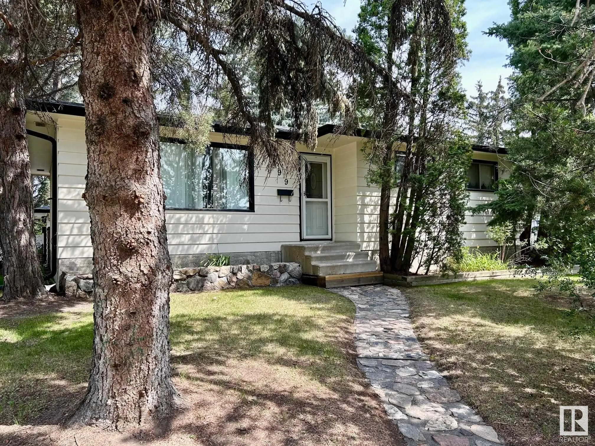 899 ALDER Avenue