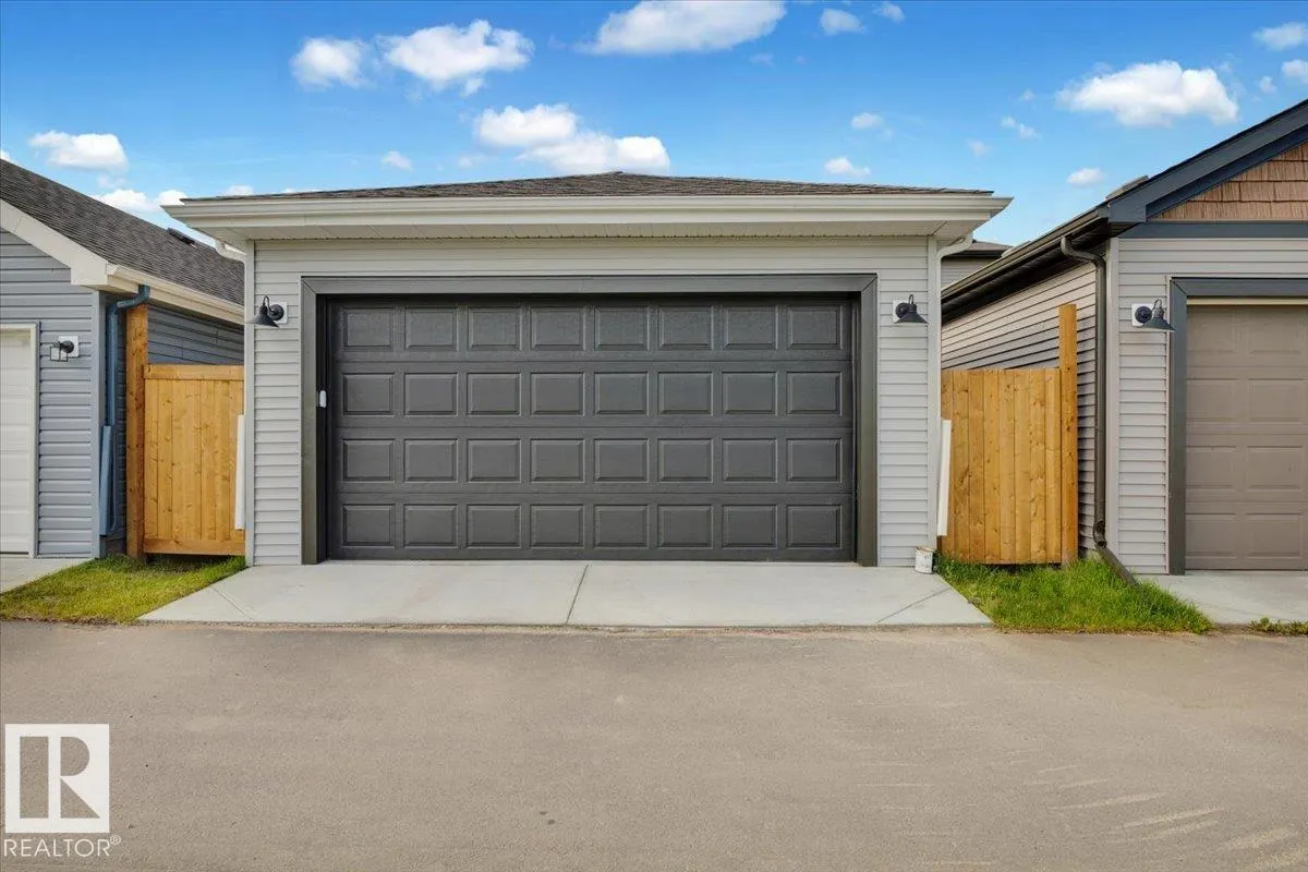 78 SIENNA Boulevard
