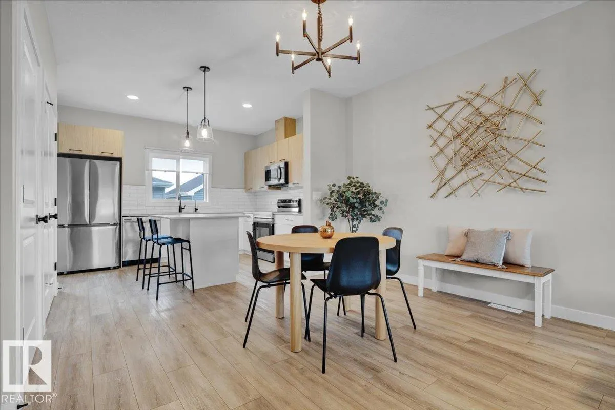 78 SIENNA Boulevard