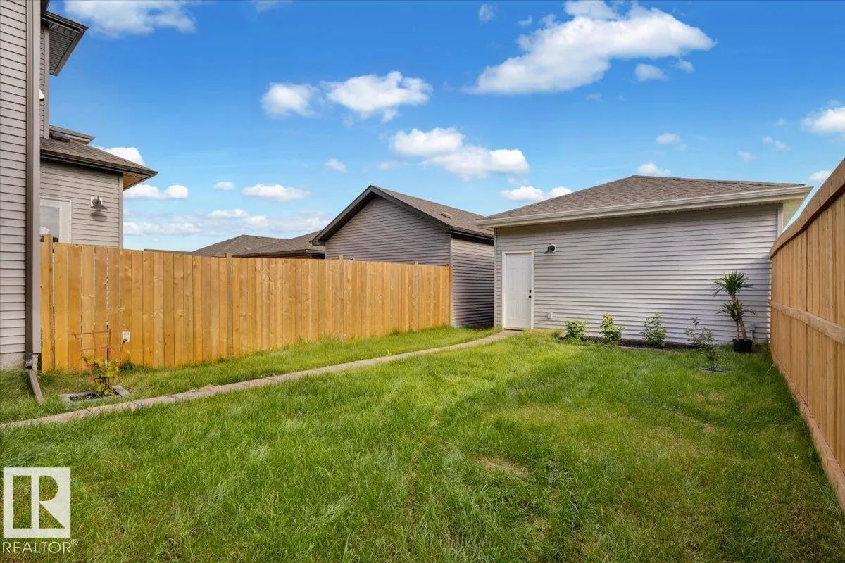 78 SIENNA Boulevard