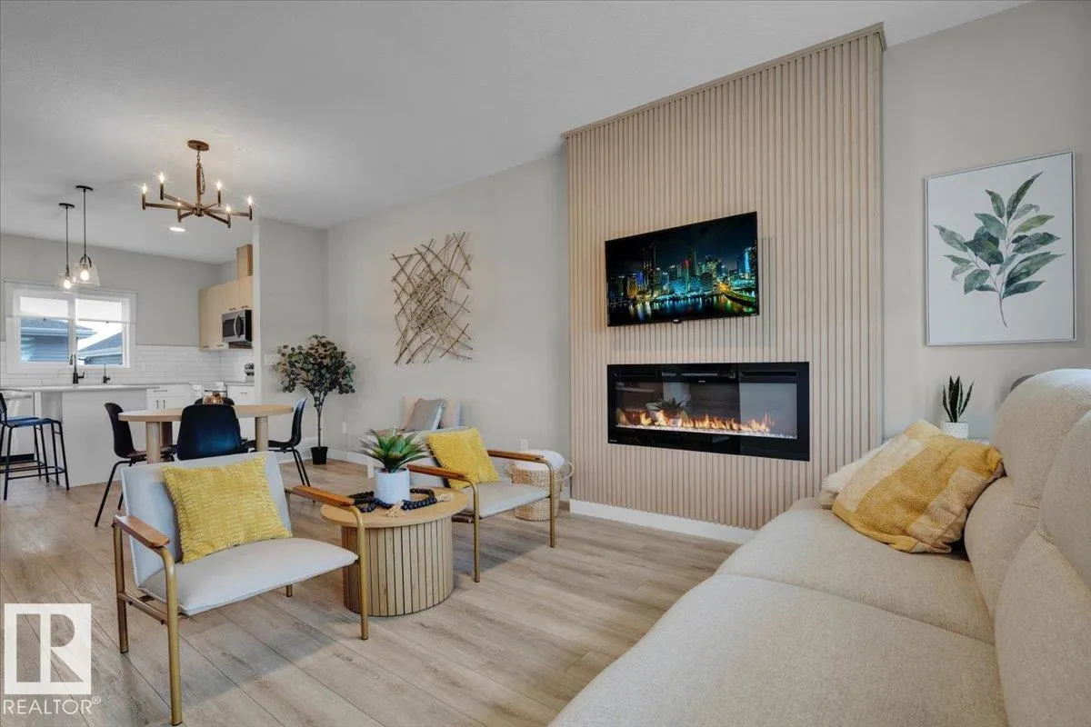 78 SIENNA Boulevard