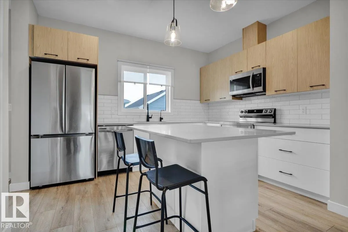 78 SIENNA Boulevard