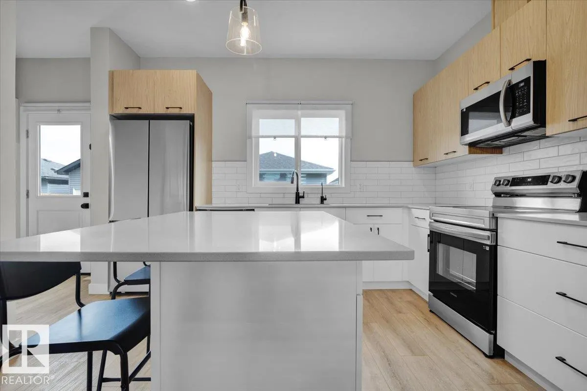 78 SIENNA Boulevard
