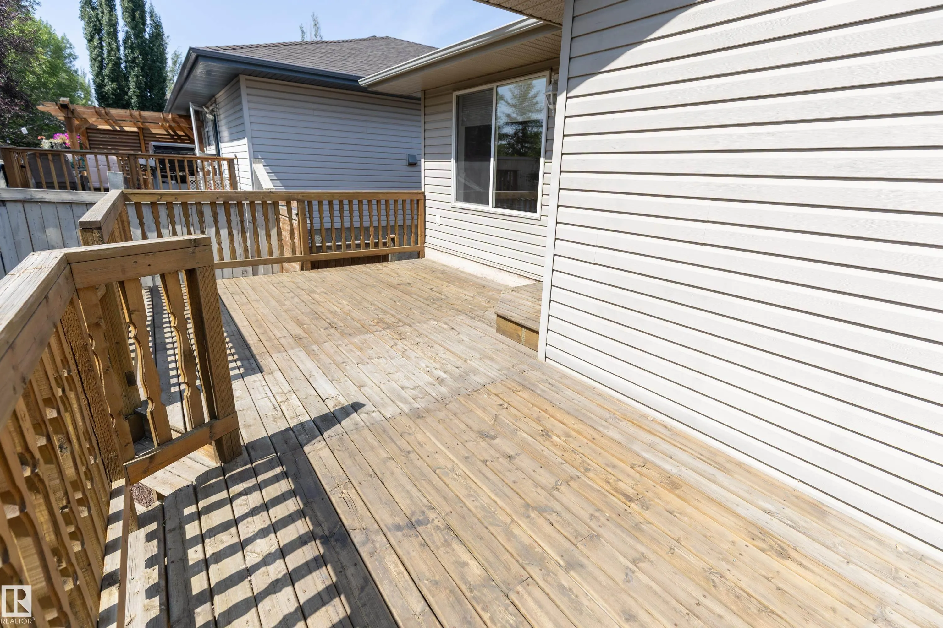 84 Ridgepoint Way