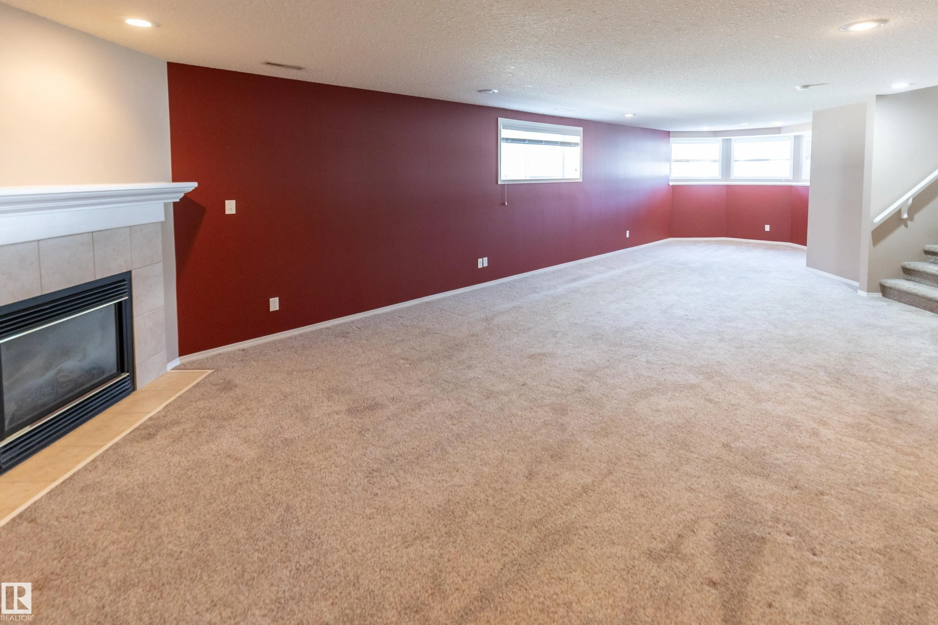 84 Ridgepoint Way