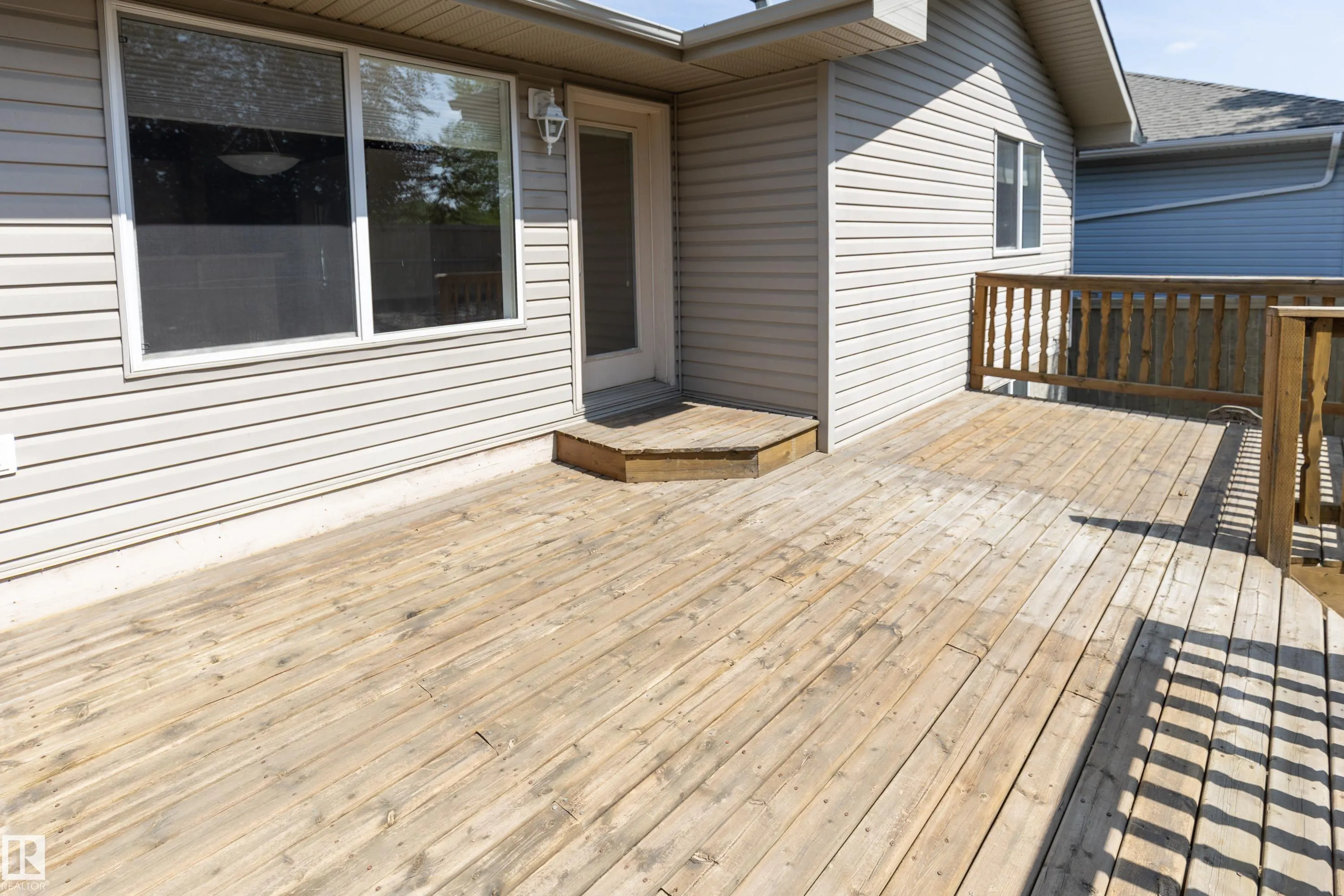 84 Ridgepoint Way