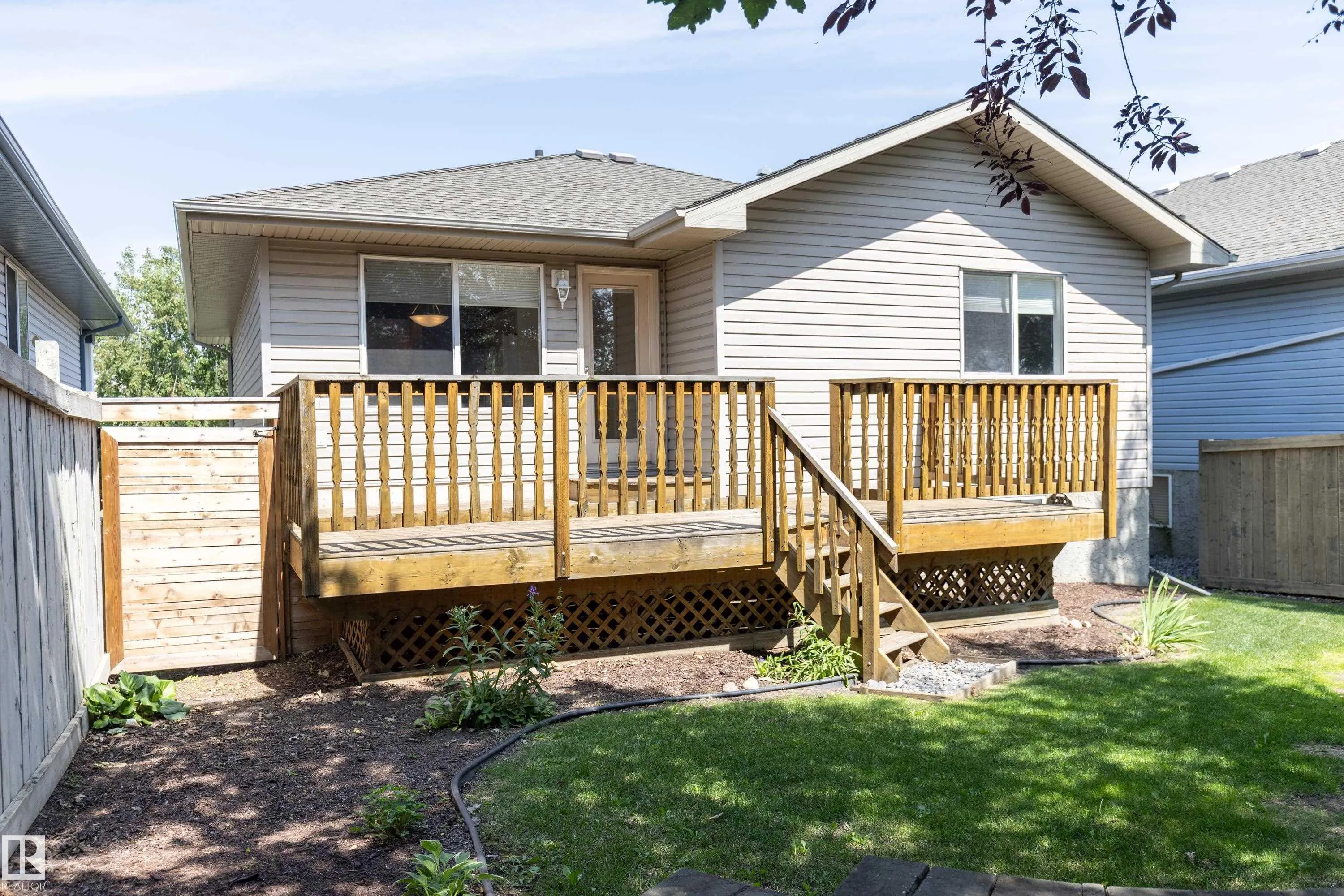 84 Ridgepoint Way