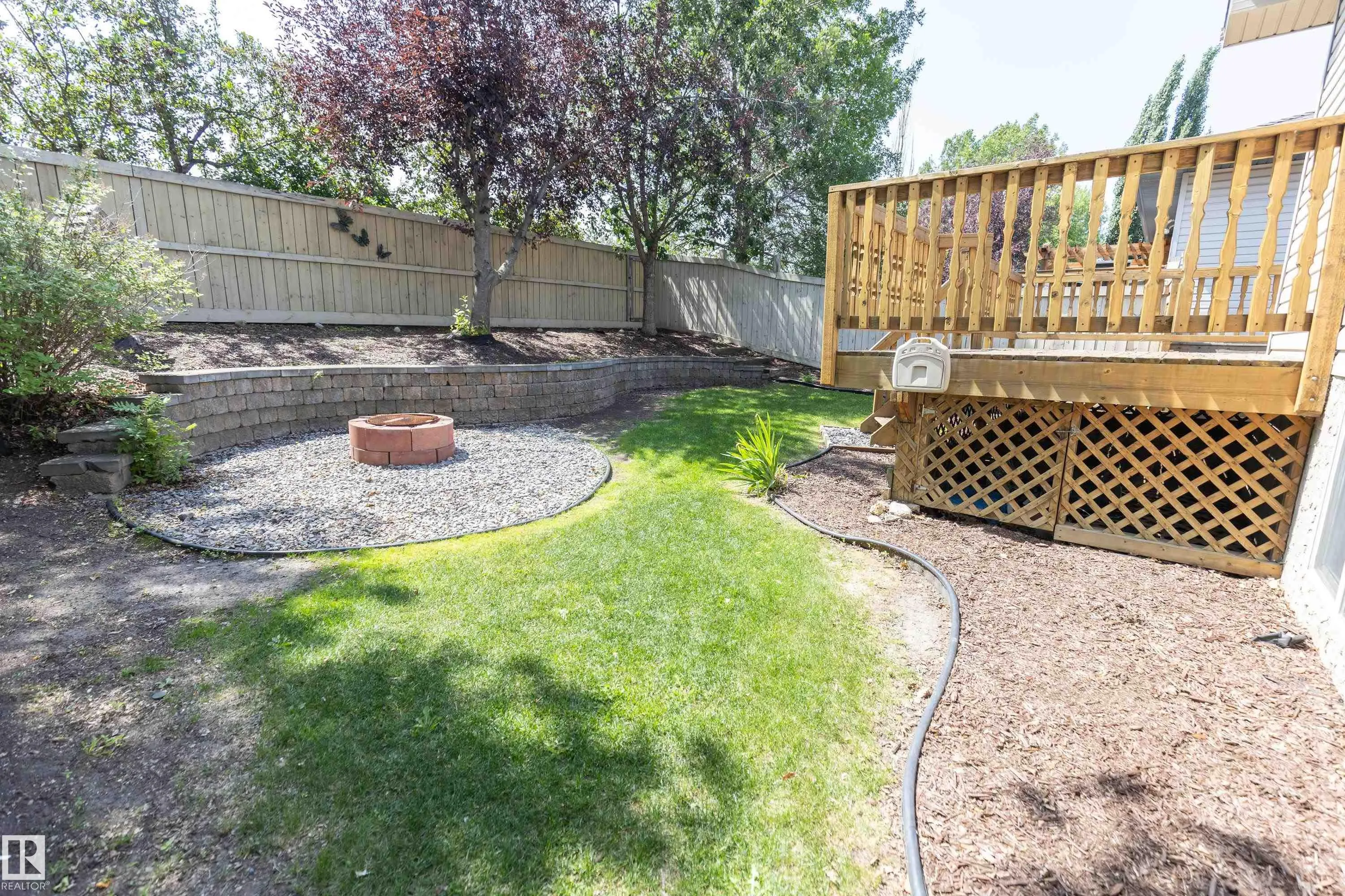 84 Ridgepoint Way
