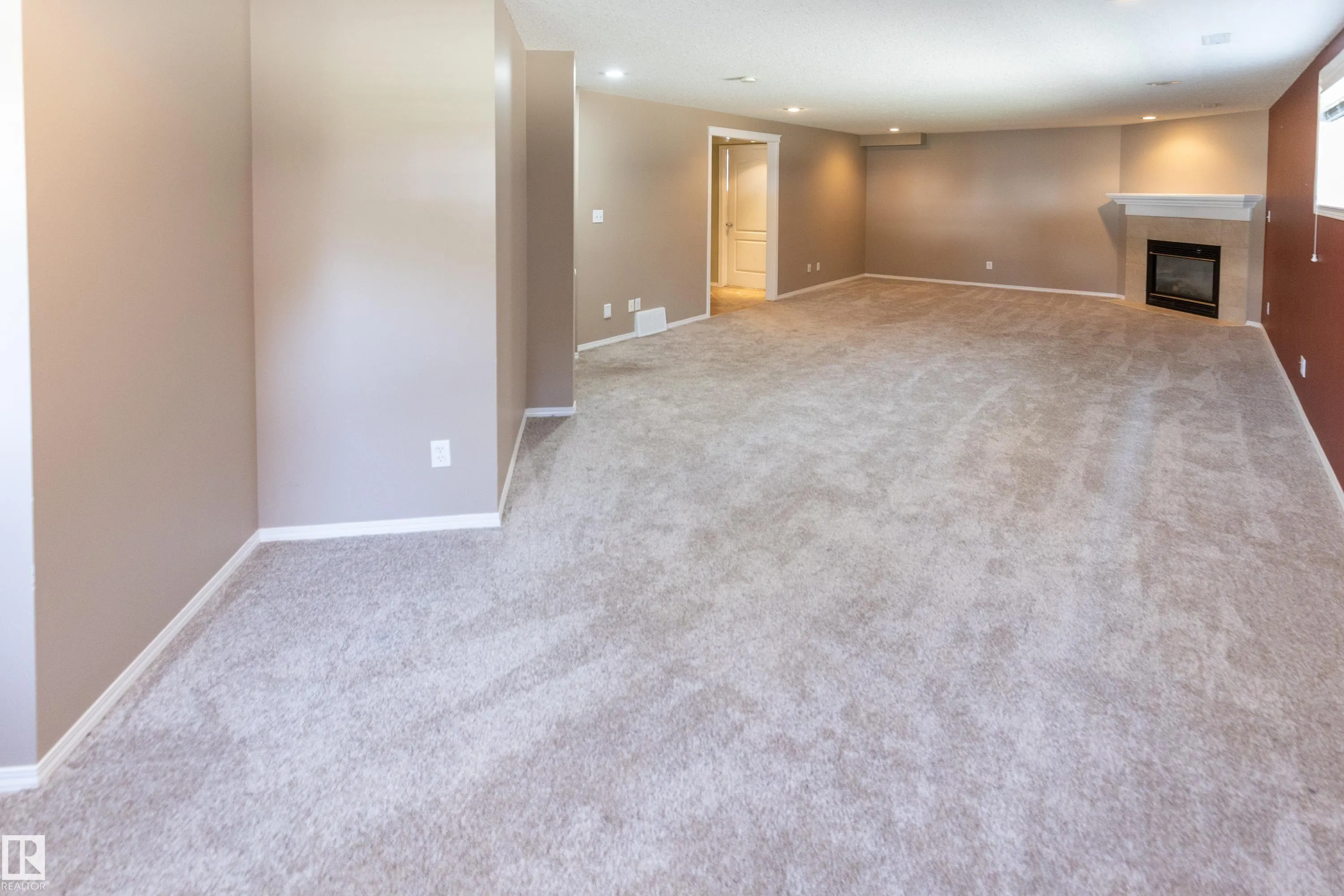 84 Ridgepoint Way
