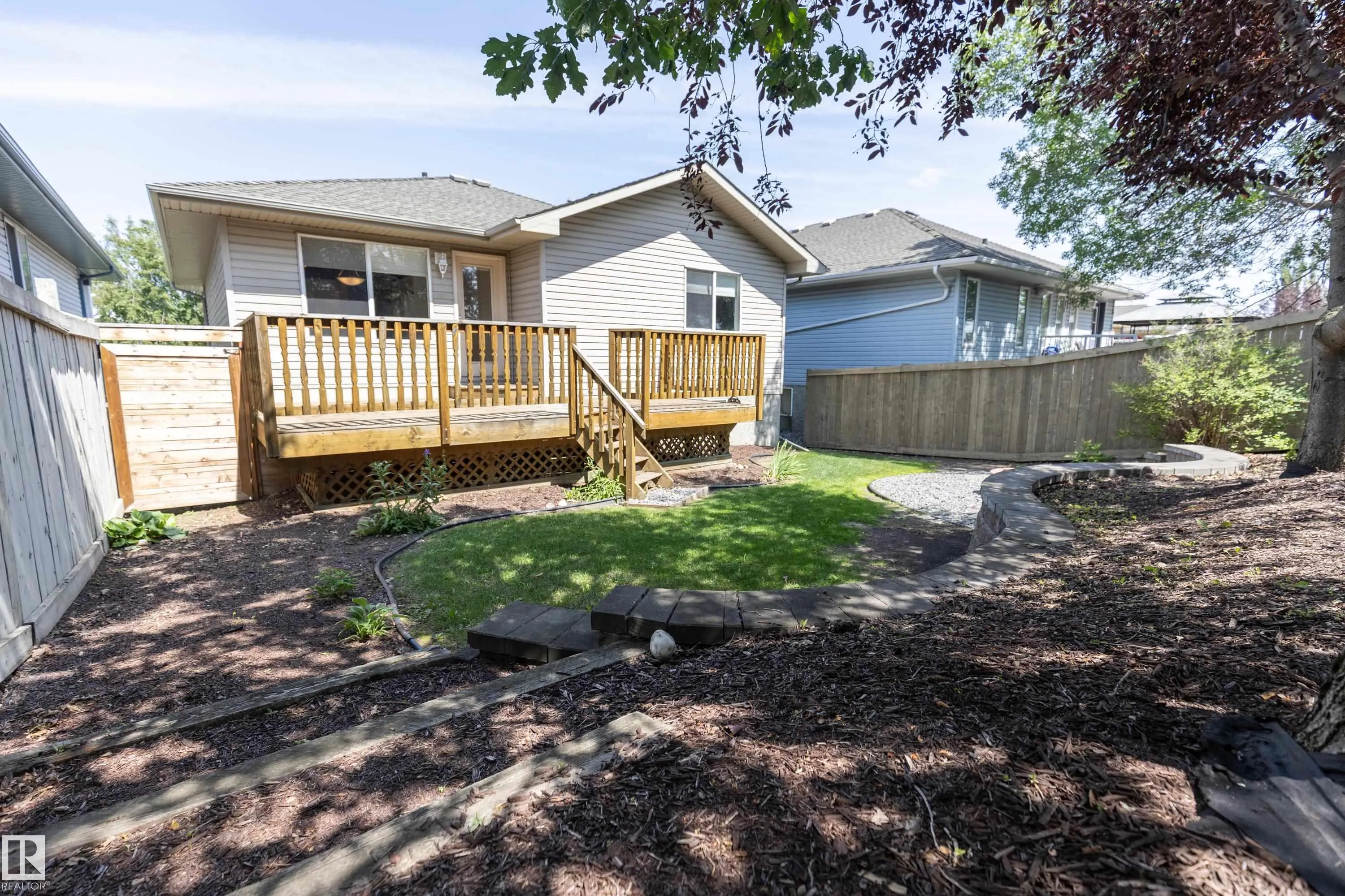 84 Ridgepoint Way