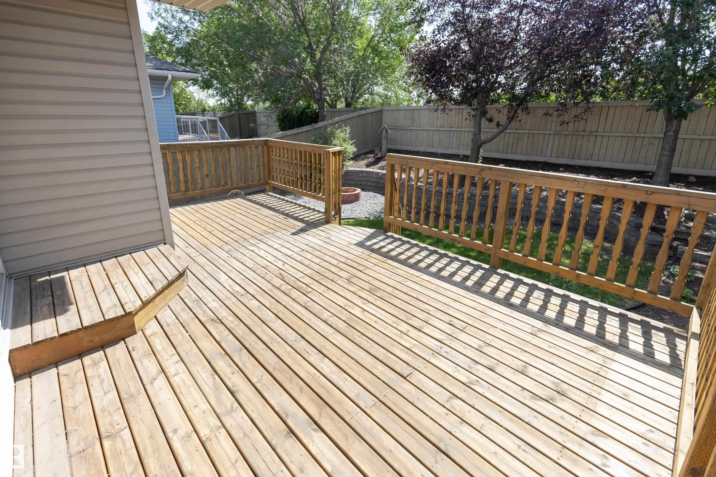 84 Ridgepoint Way
