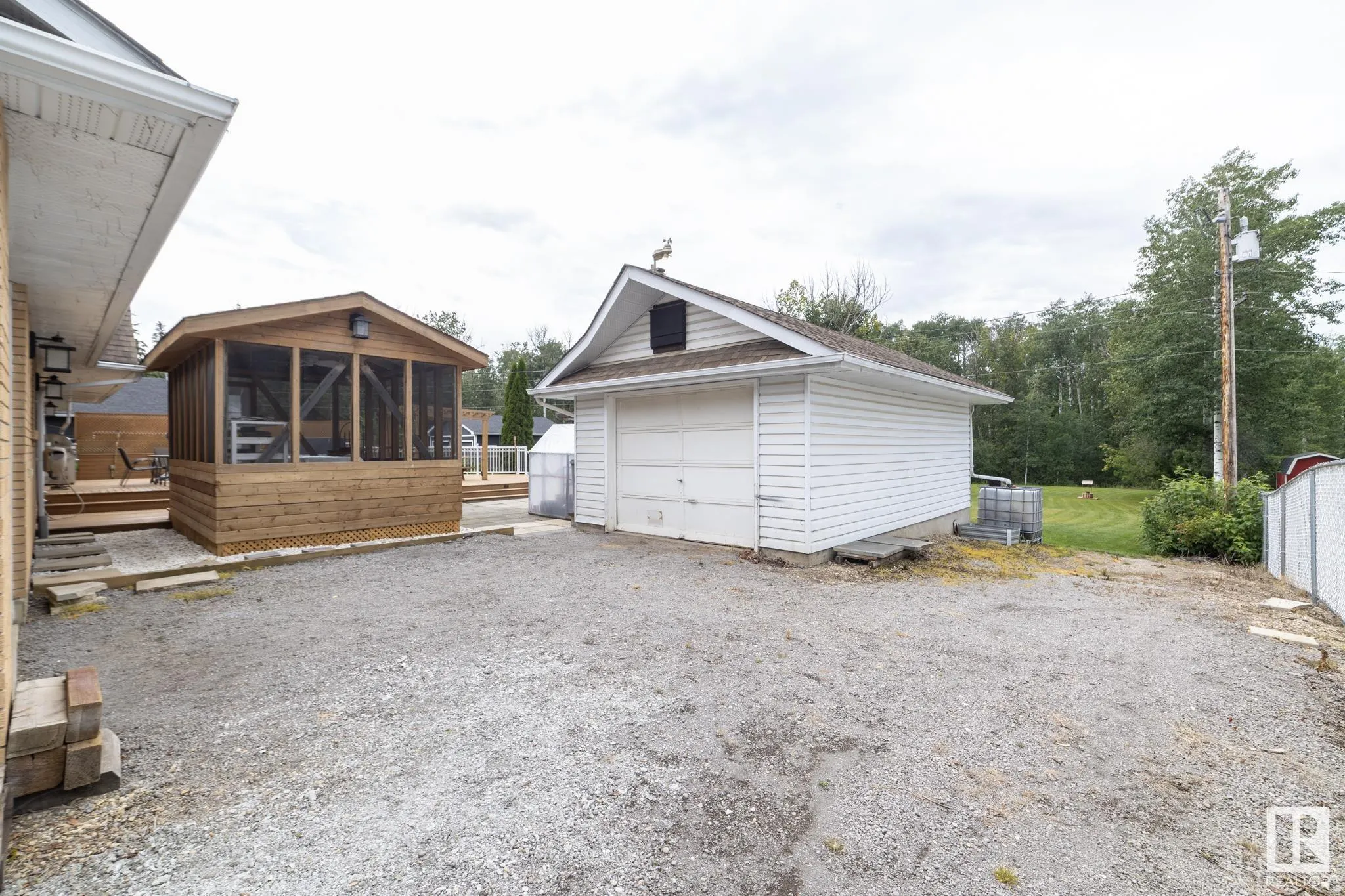 53226 RGE ROAD 261