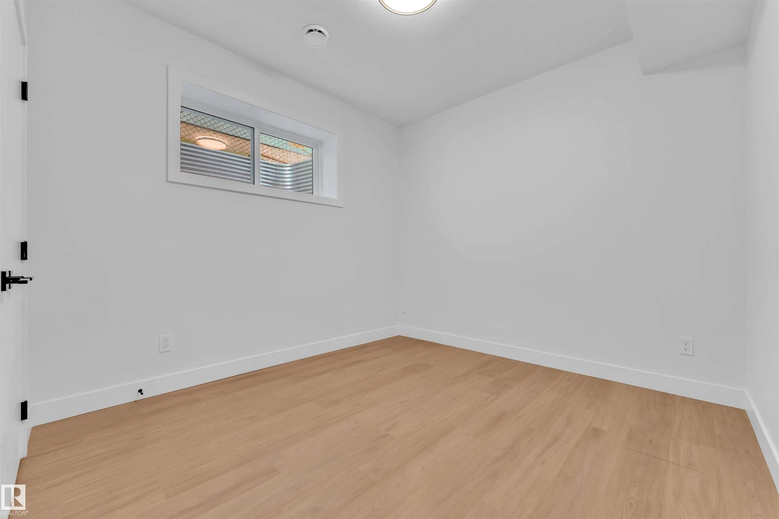6113 CRAWFORD Drive