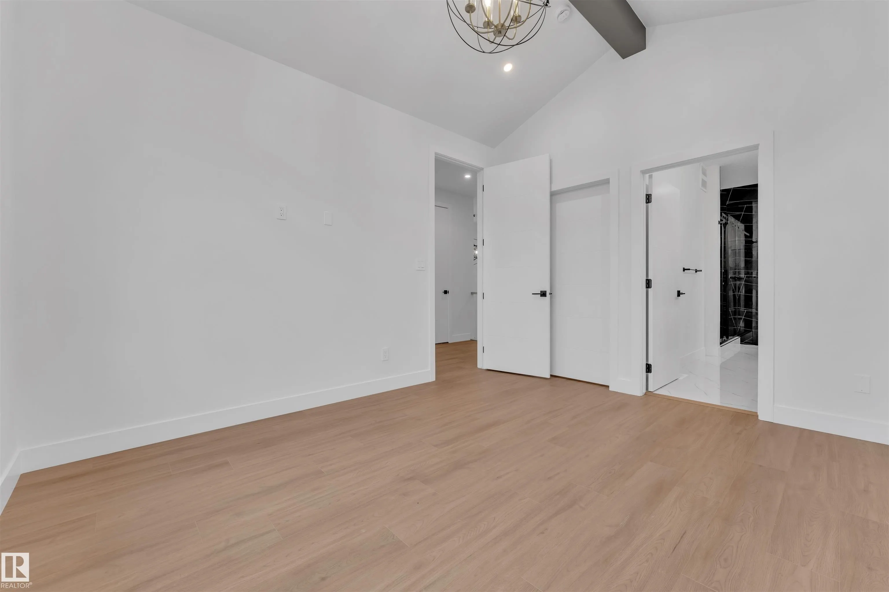 6113 CRAWFORD Drive