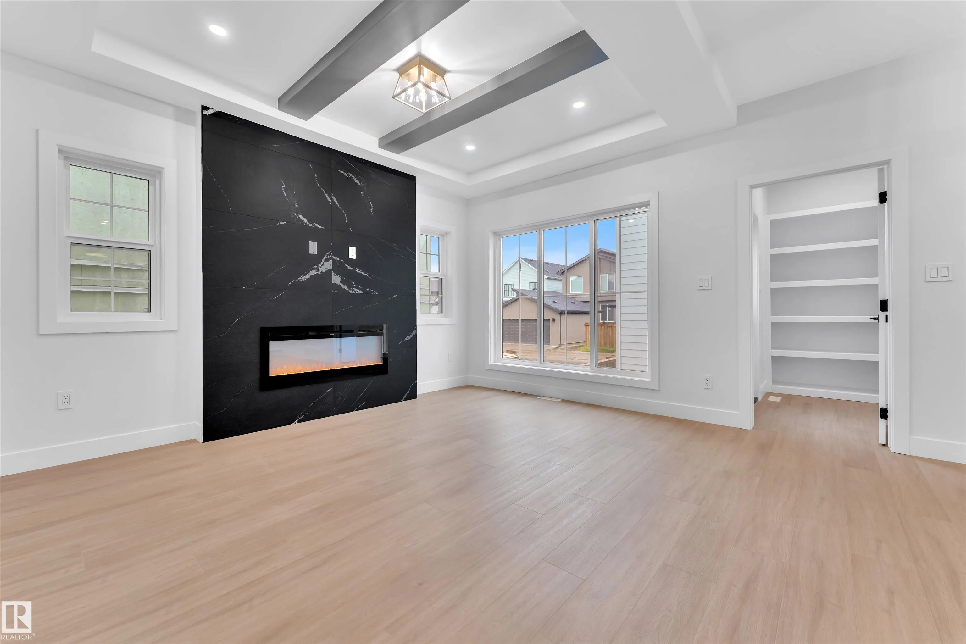 6113 CRAWFORD Drive