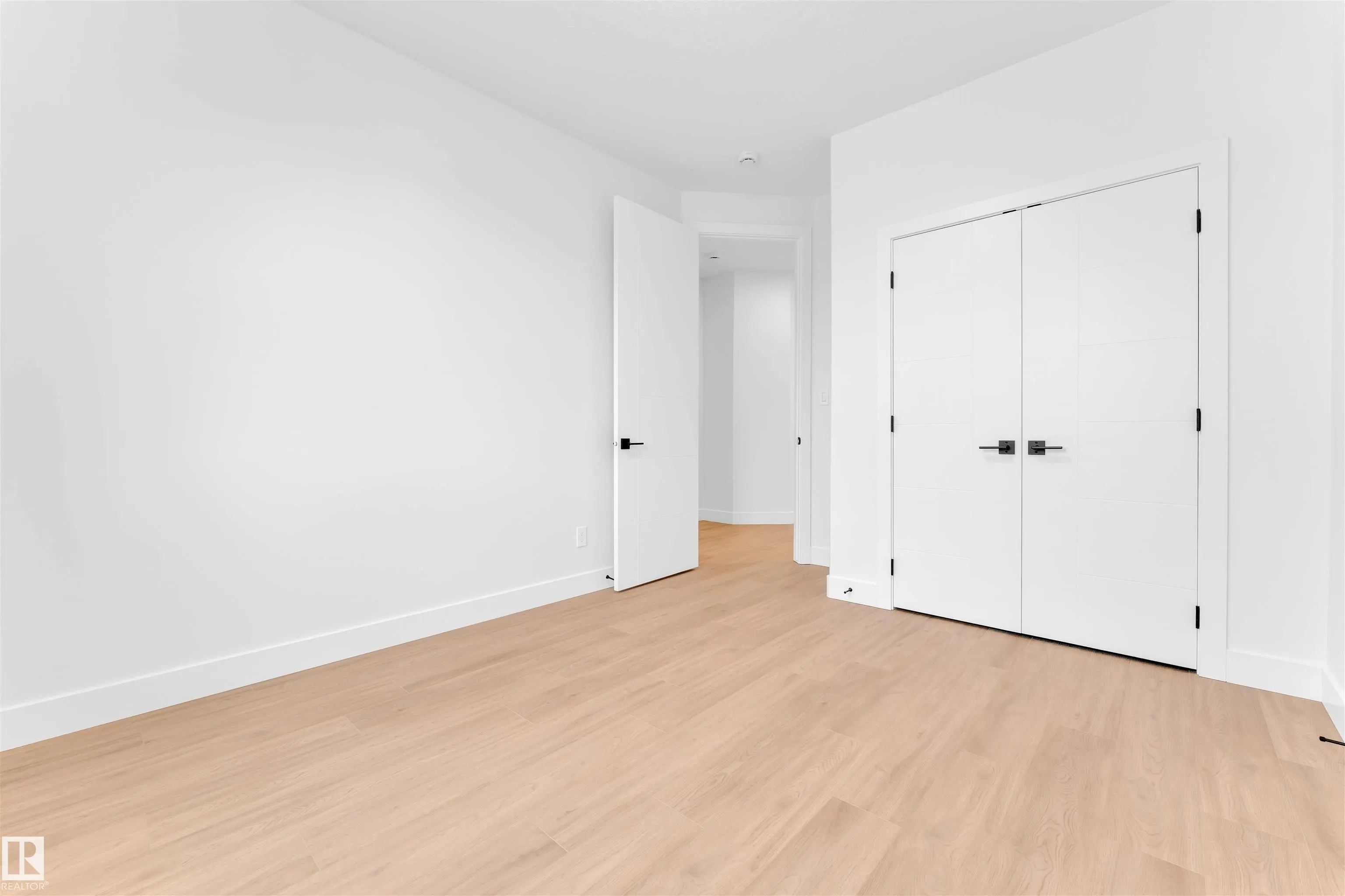 6113 CRAWFORD Drive