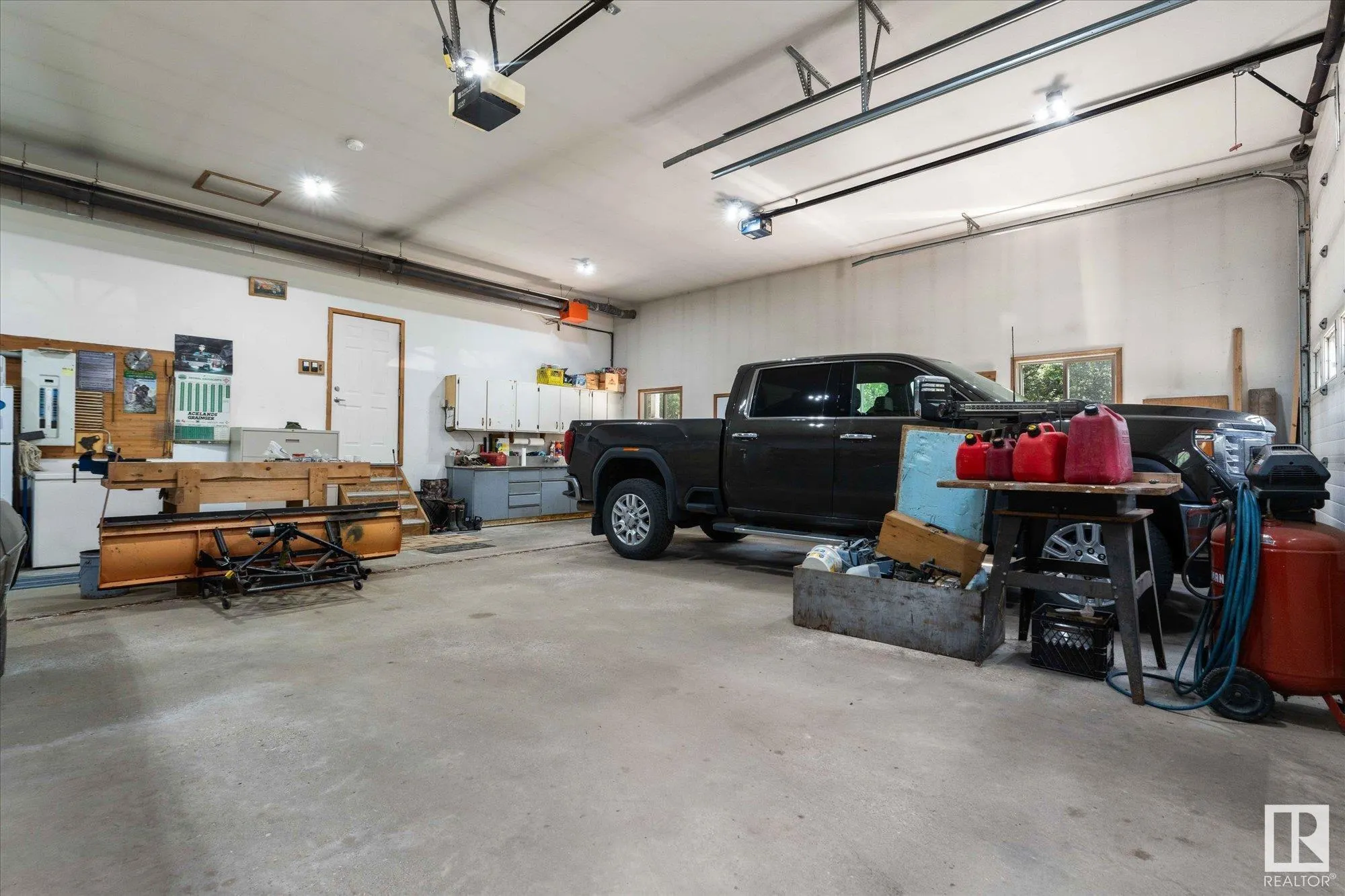 6316 HGHWAY 16