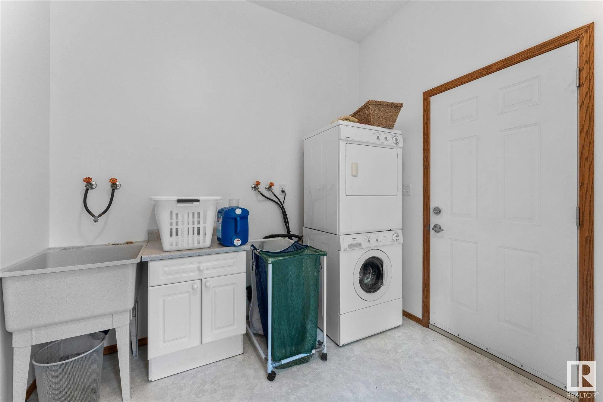 6316 HGHWAY 16