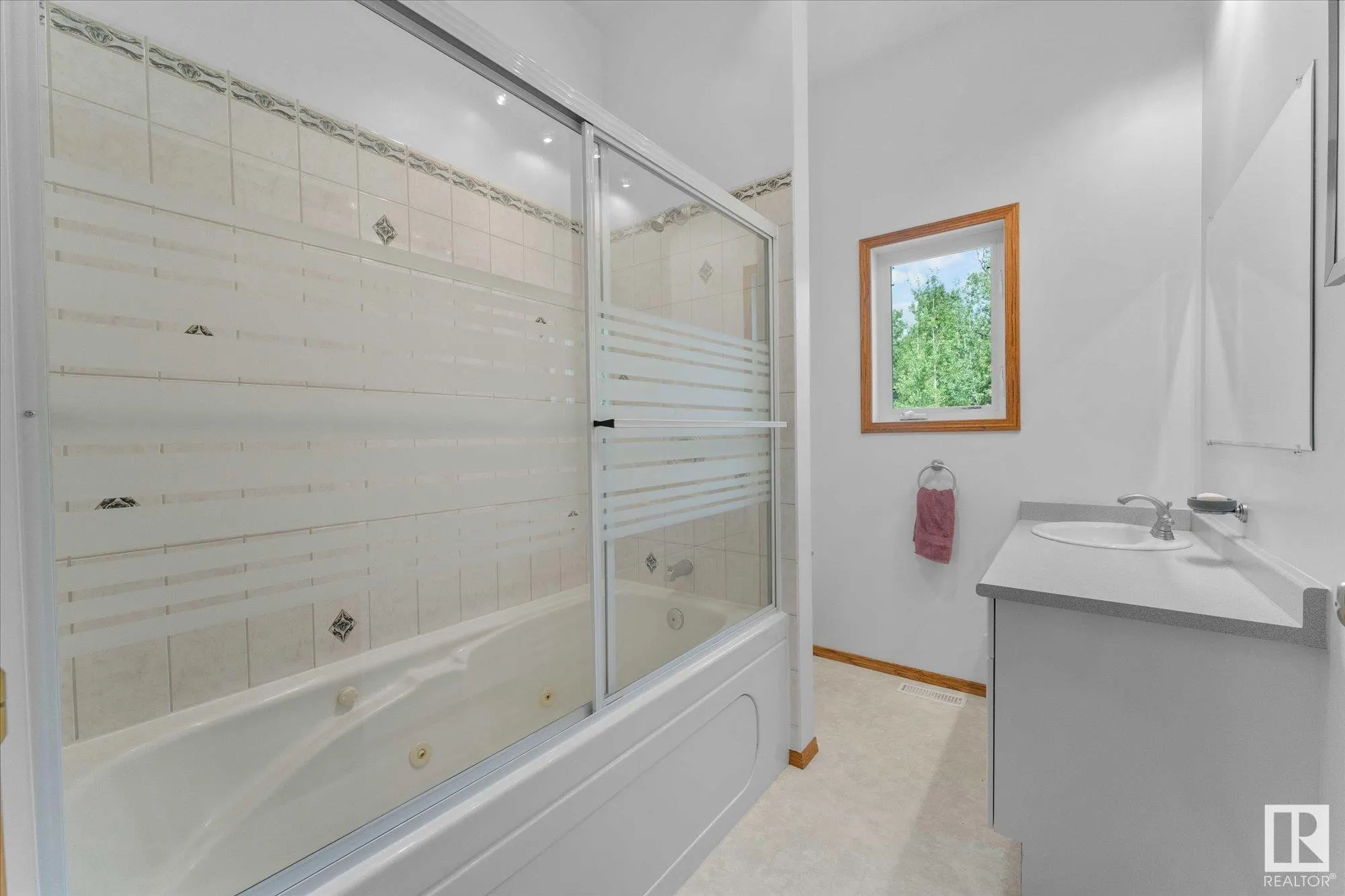 6316 HGHWAY 16