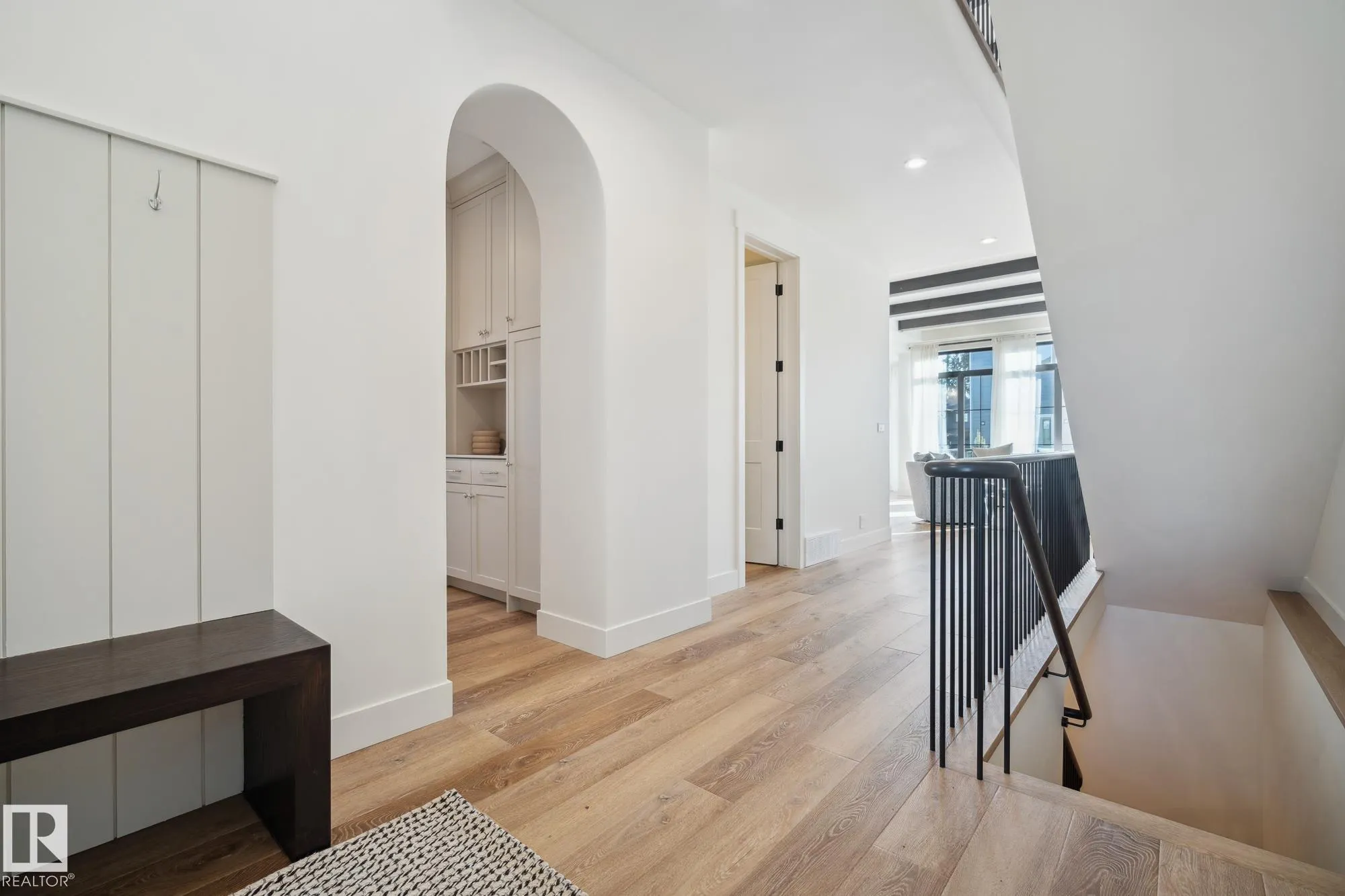 12 Newbury Ci