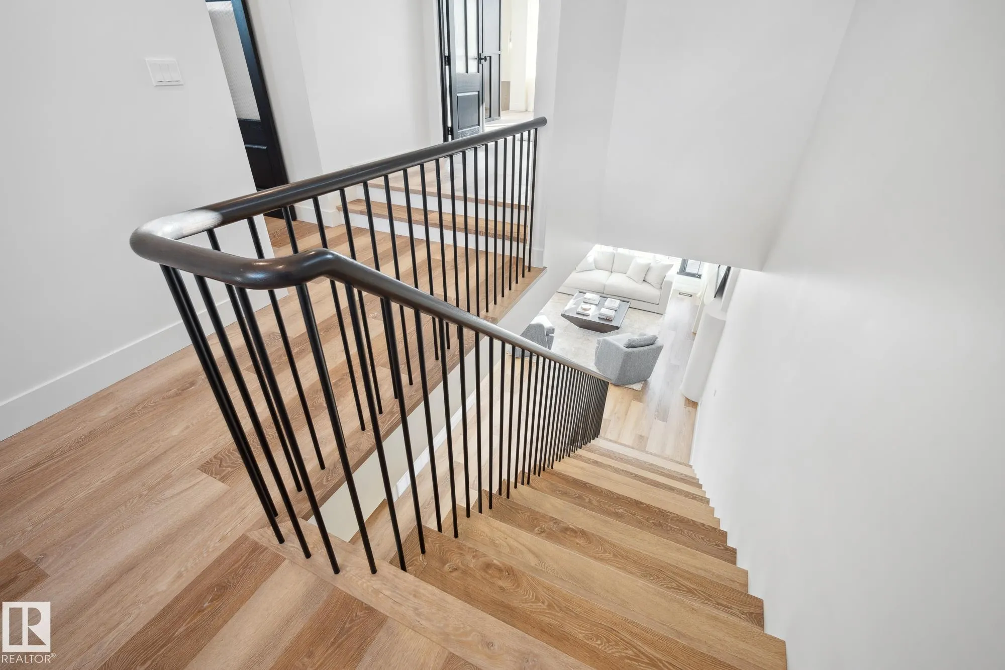 12 Newbury Ci