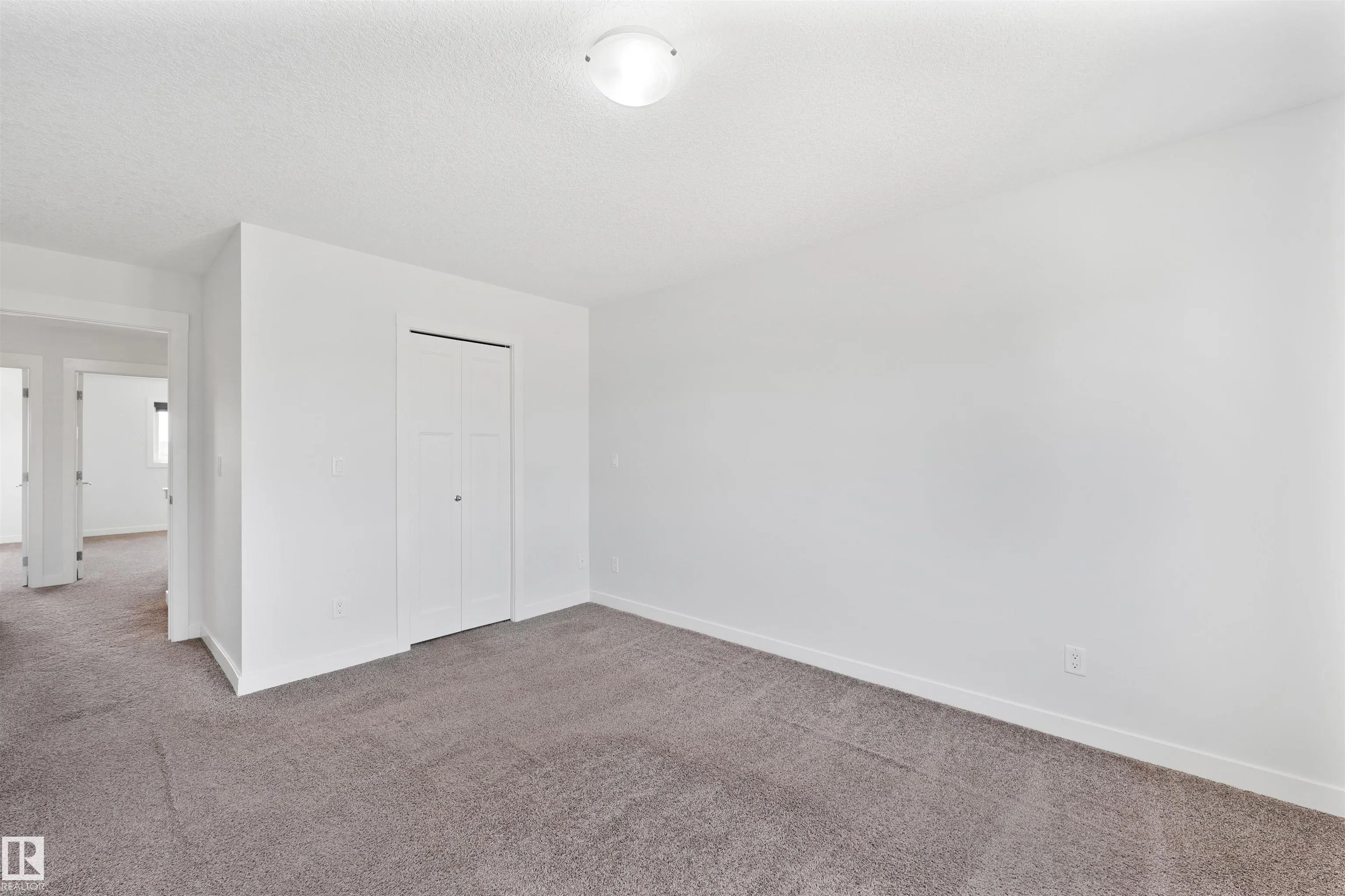 7080 SOUTH TERWILLEGAR Drive