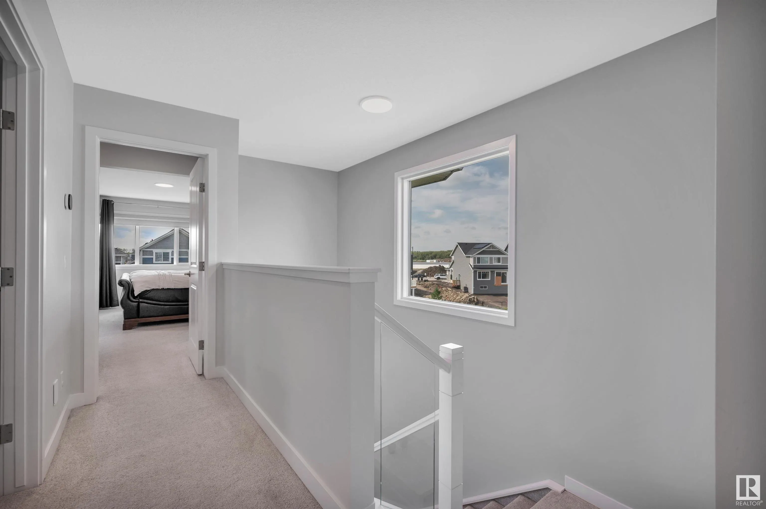 134 EDGEWATER Circle