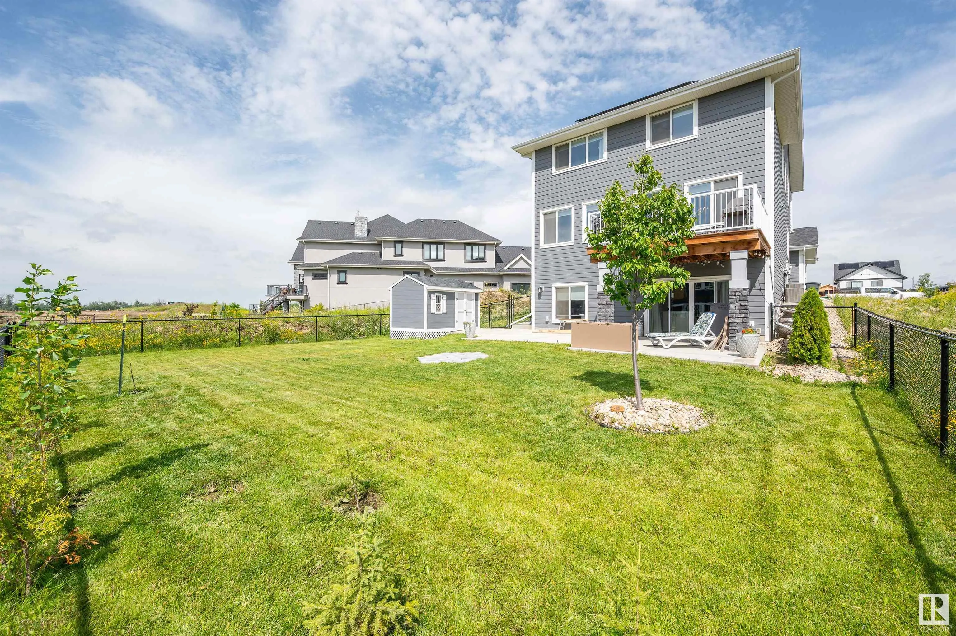 134 EDGEWATER Circle