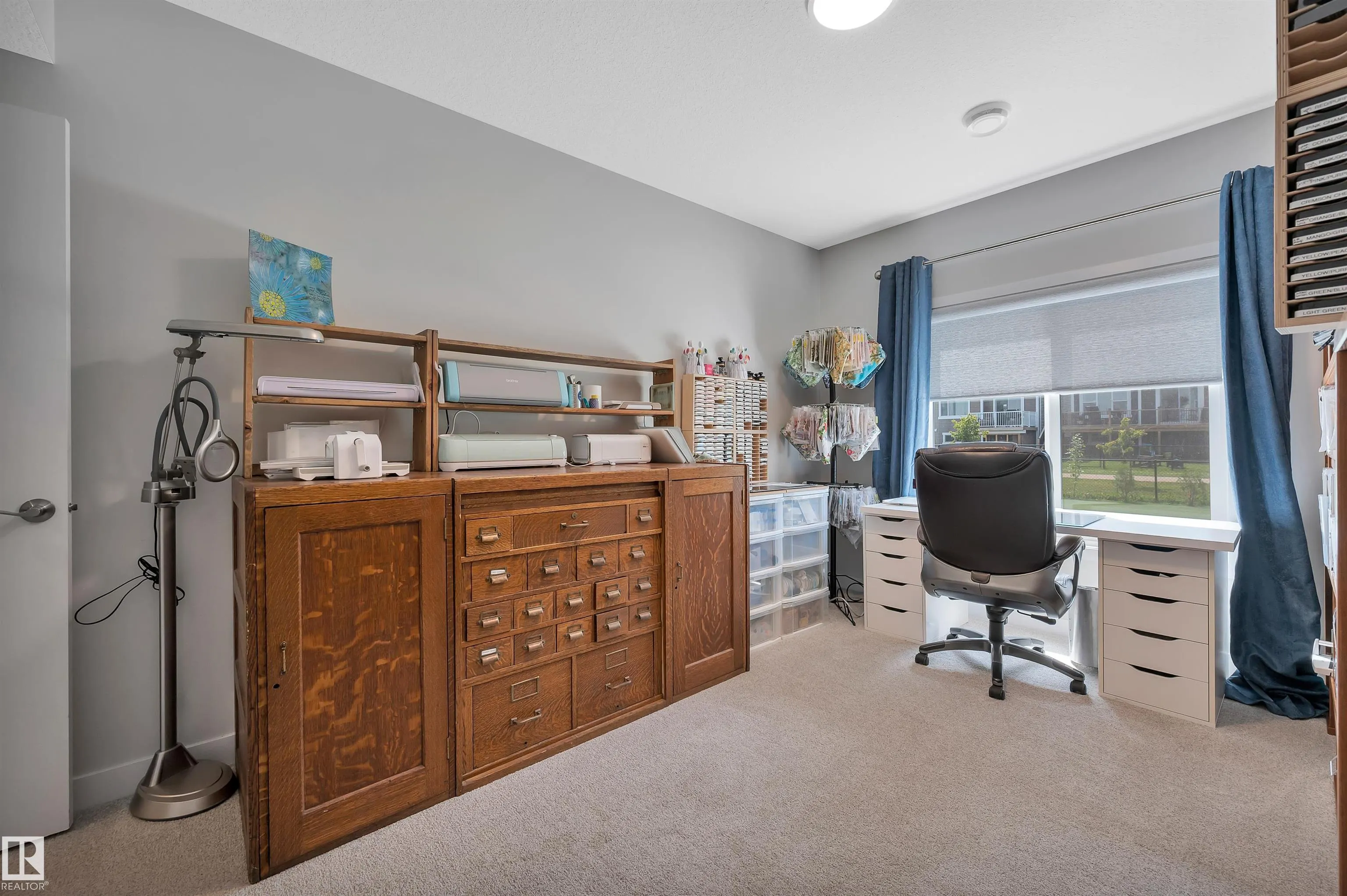 134 EDGEWATER Circle