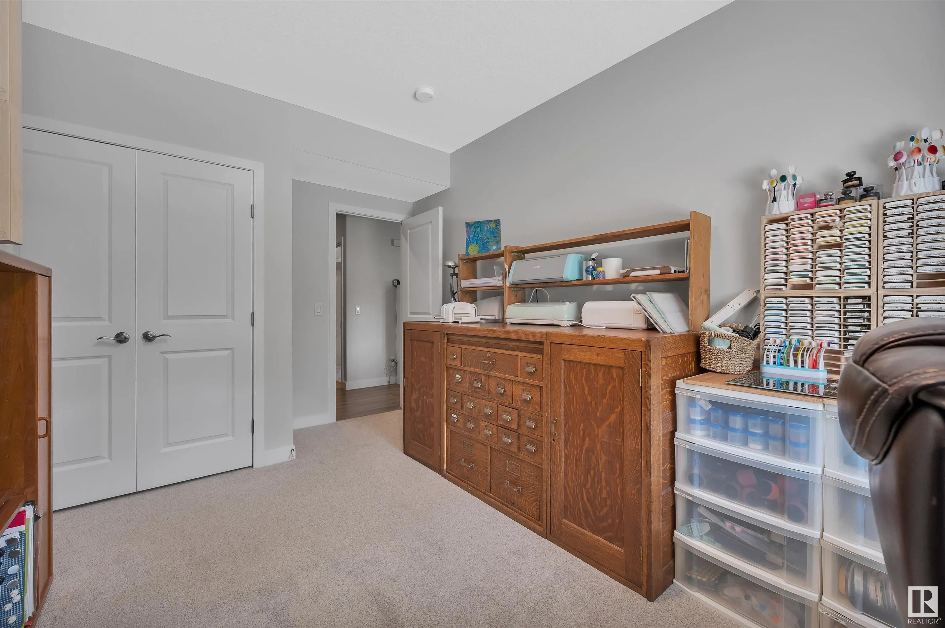 134 EDGEWATER Circle