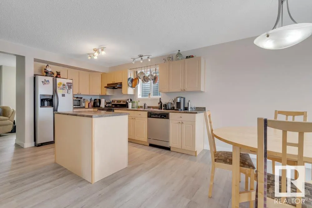 57 SUNTREE Promenade