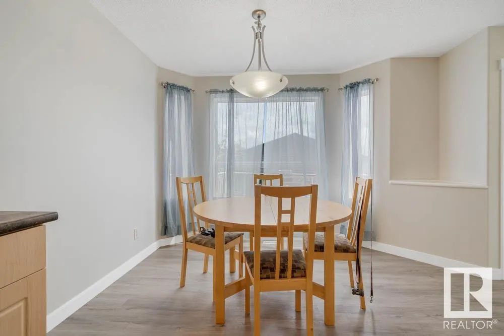 57 SUNTREE Promenade