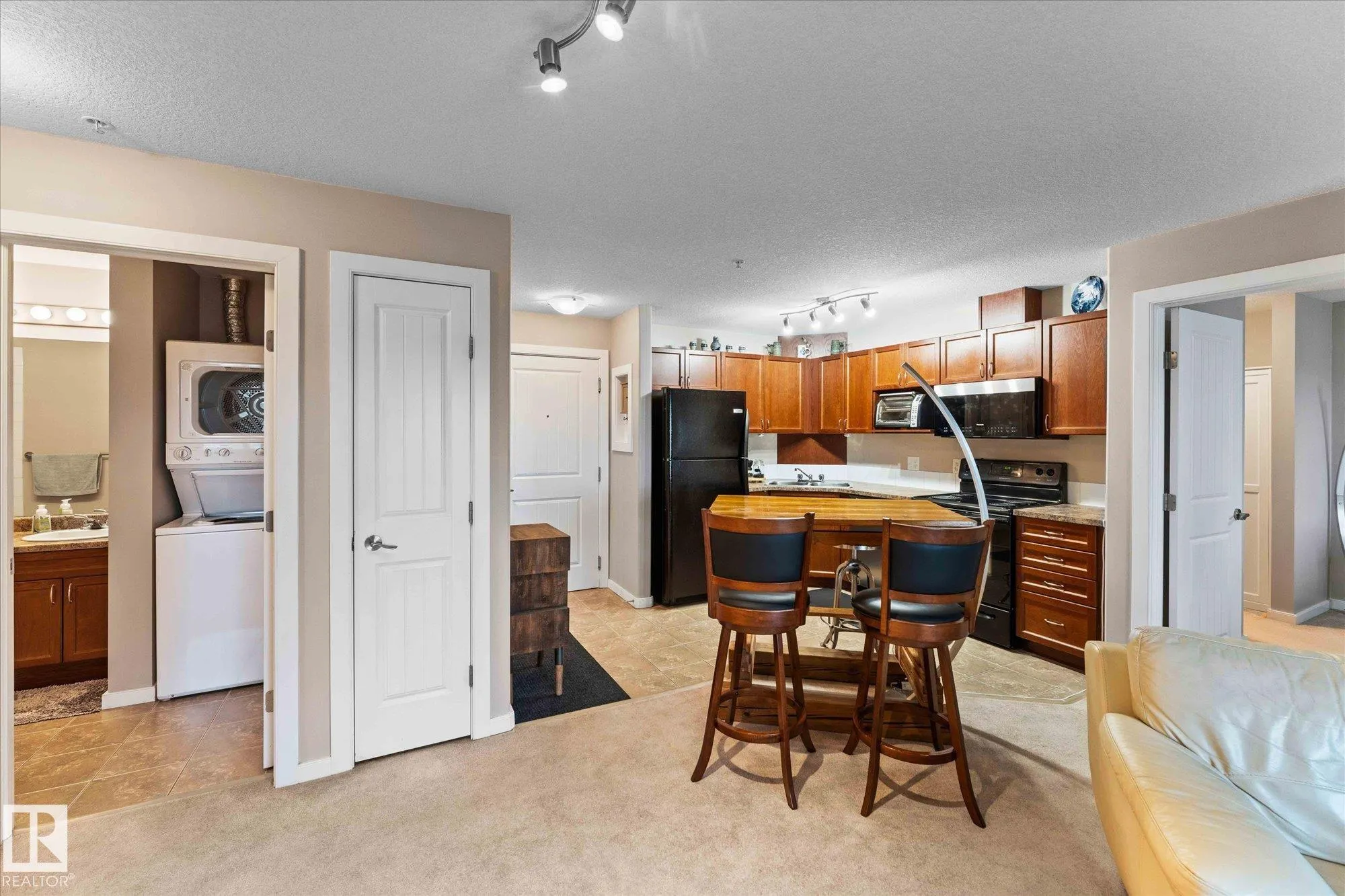 240 SPRUCE RIDGE Road