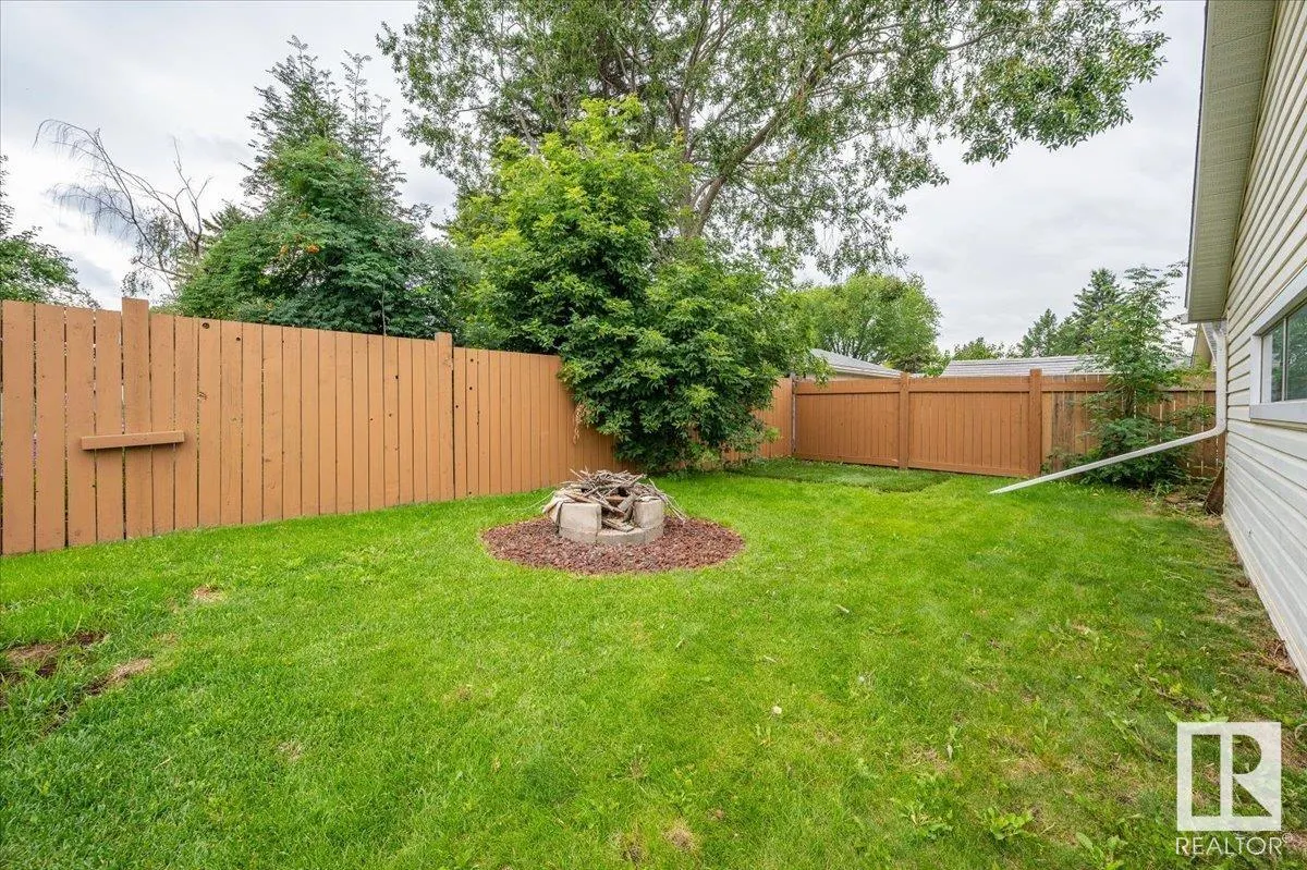 2 MEADOWBROOK Road