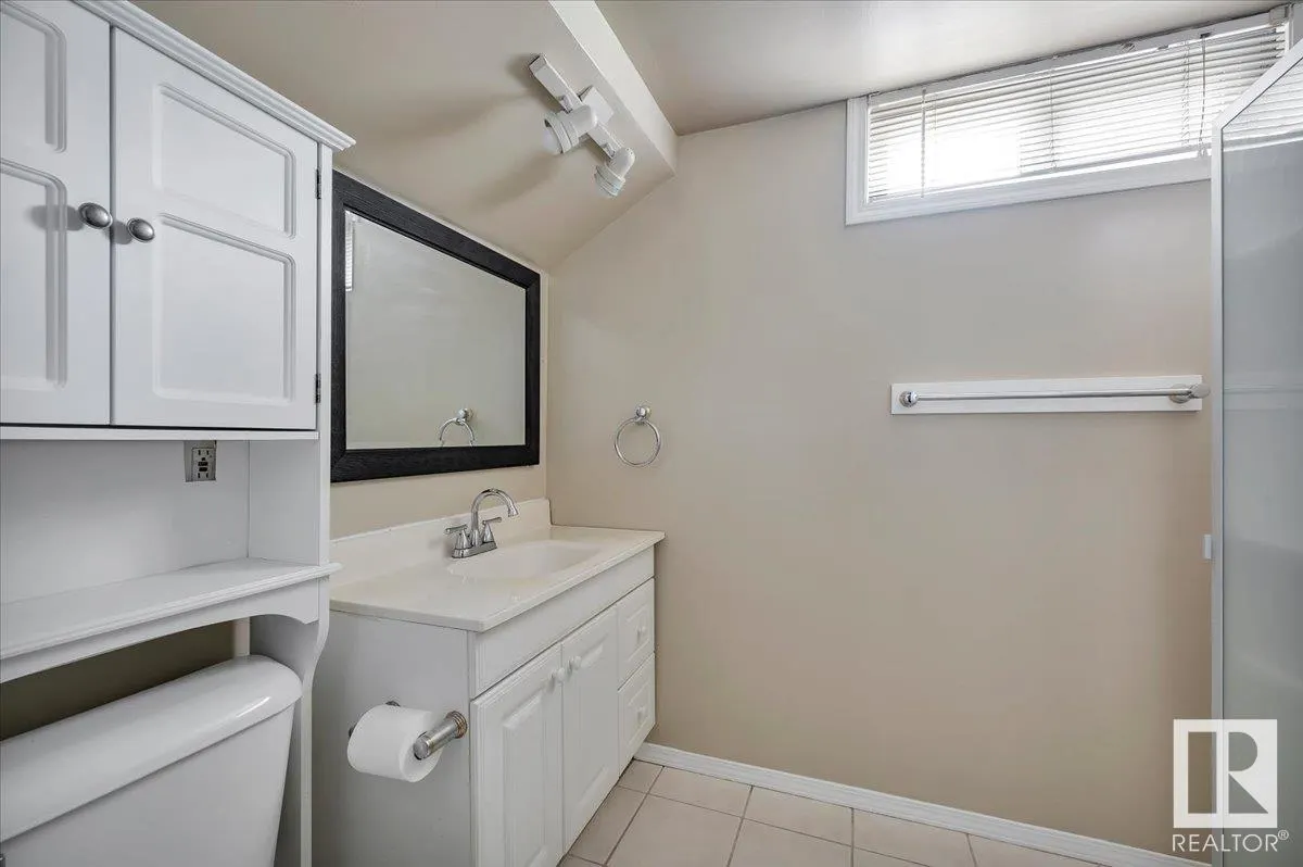 2 MEADOWBROOK Road