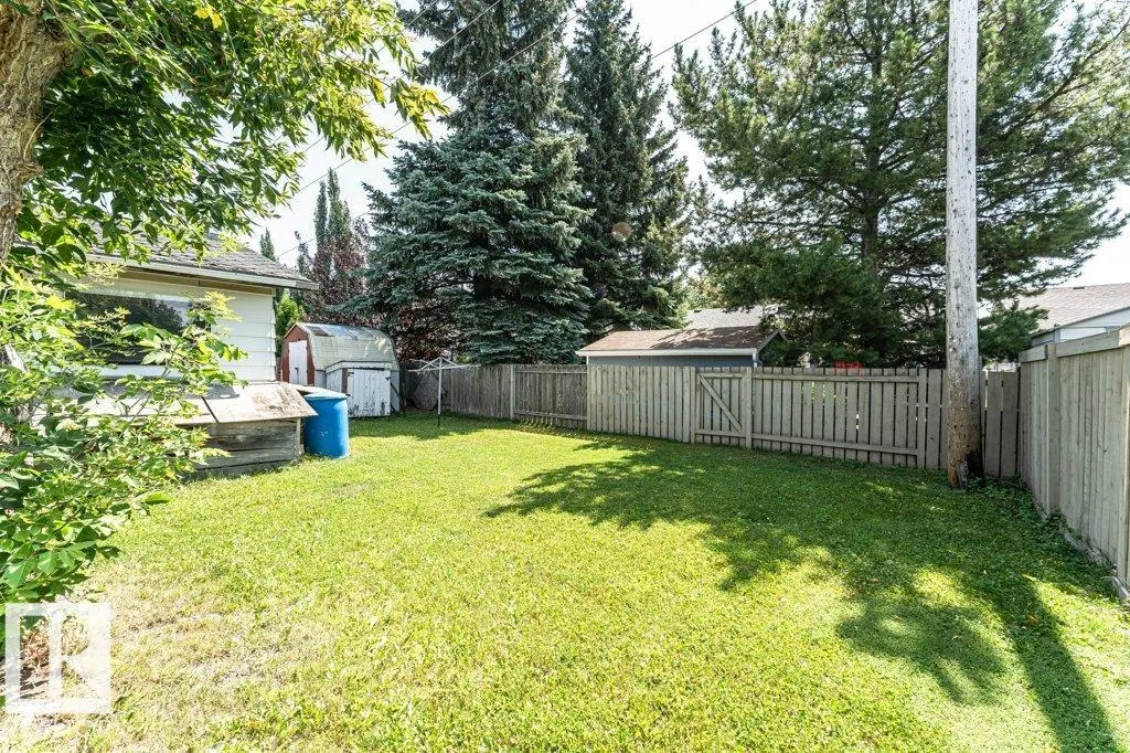 1036 MOYER Drive