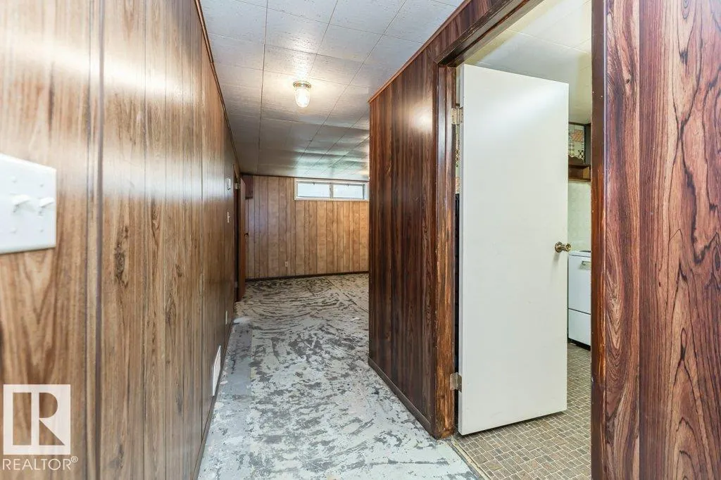 1036 MOYER Drive
