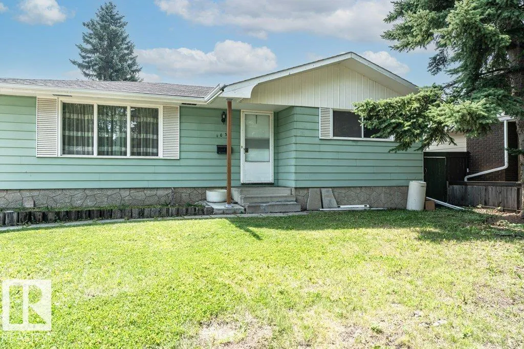 1036 MOYER Drive