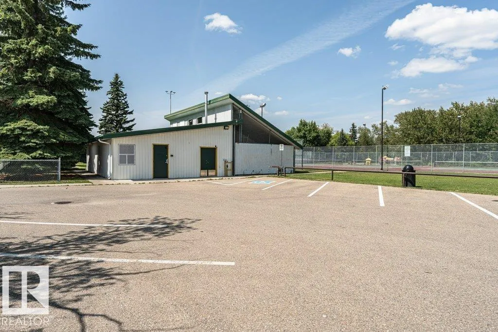 1036 MOYER Drive