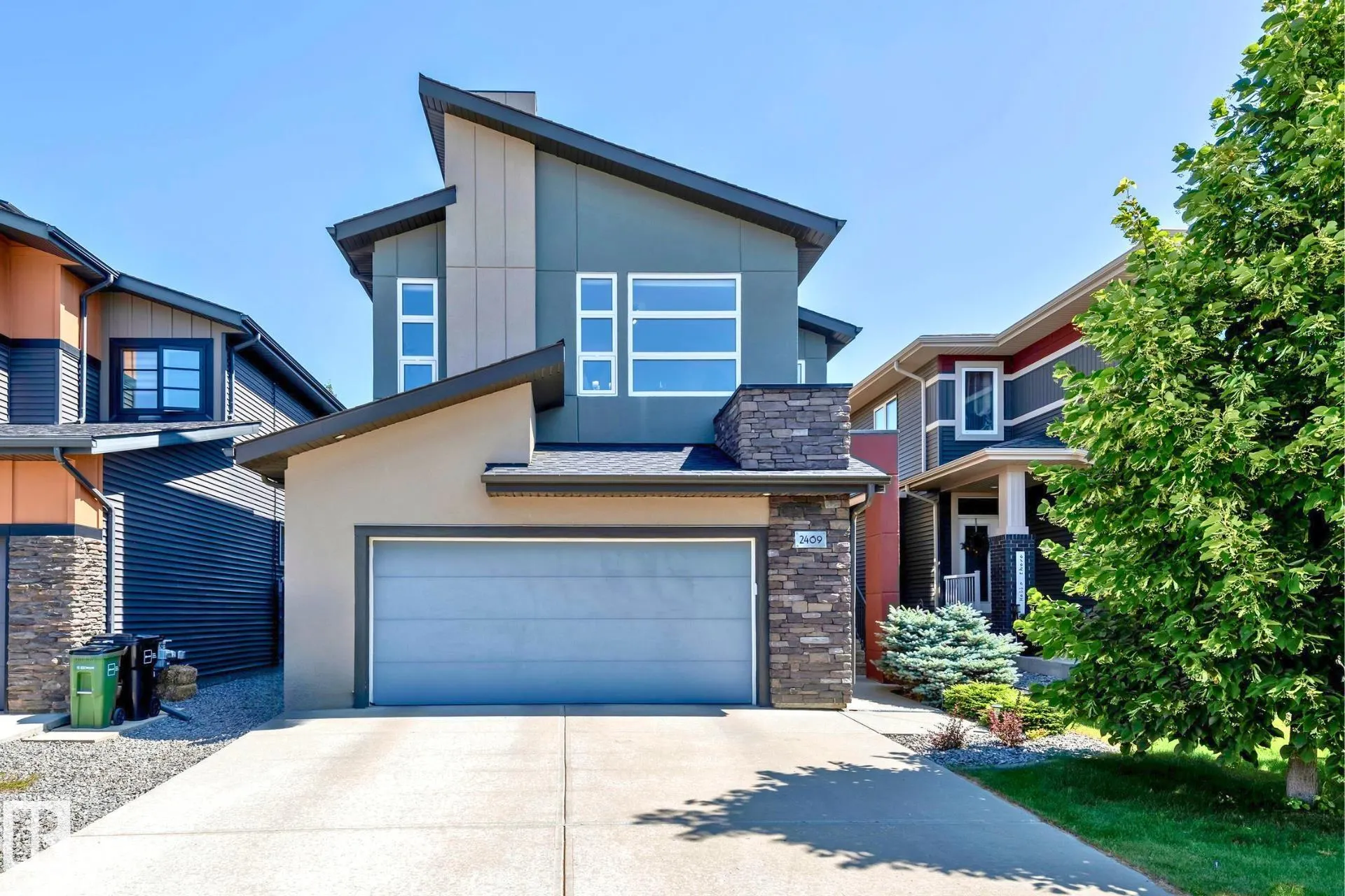 2469 WARE Crescent