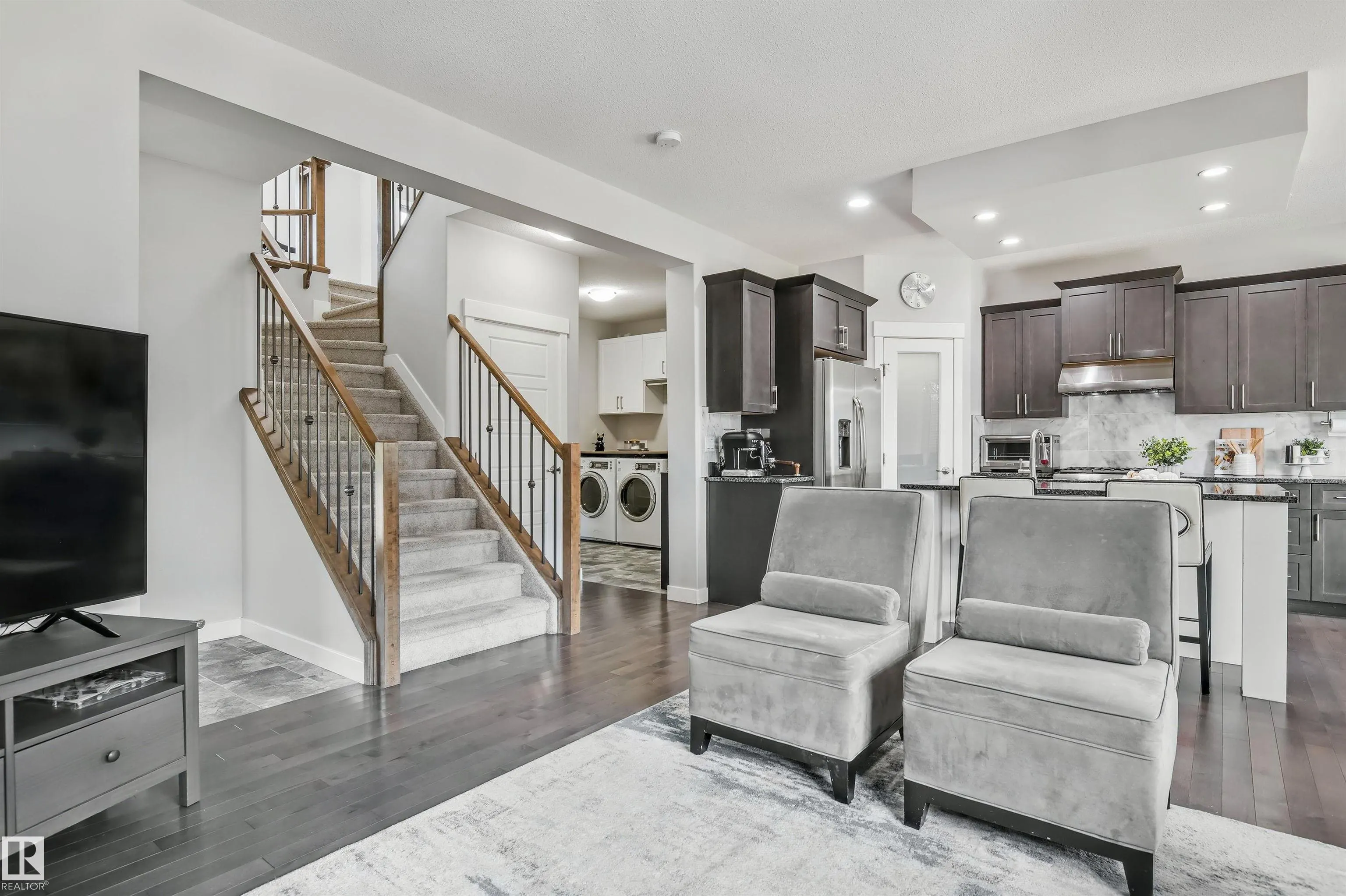 2469 WARE Crescent