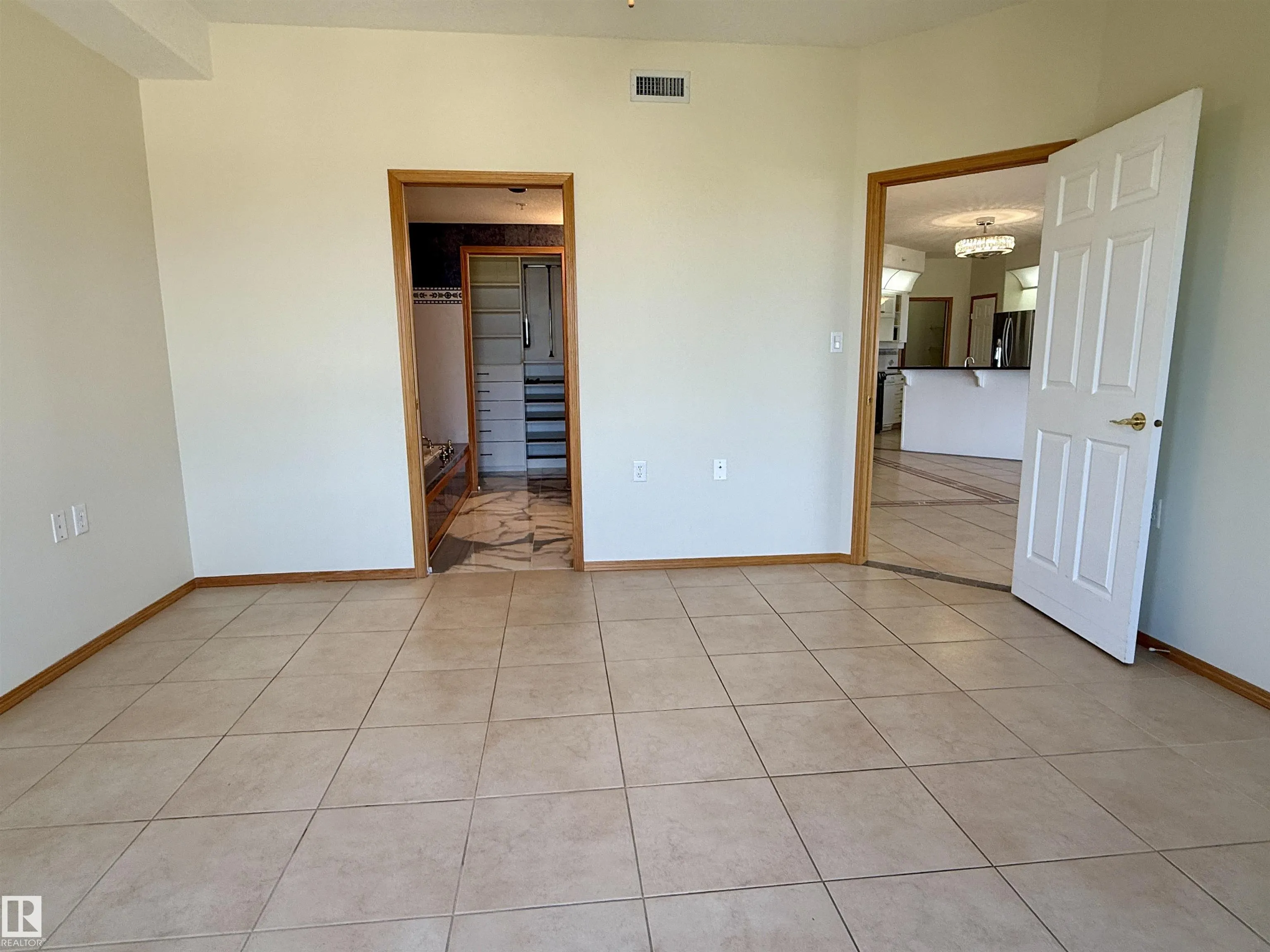 200 BETHEL Drive