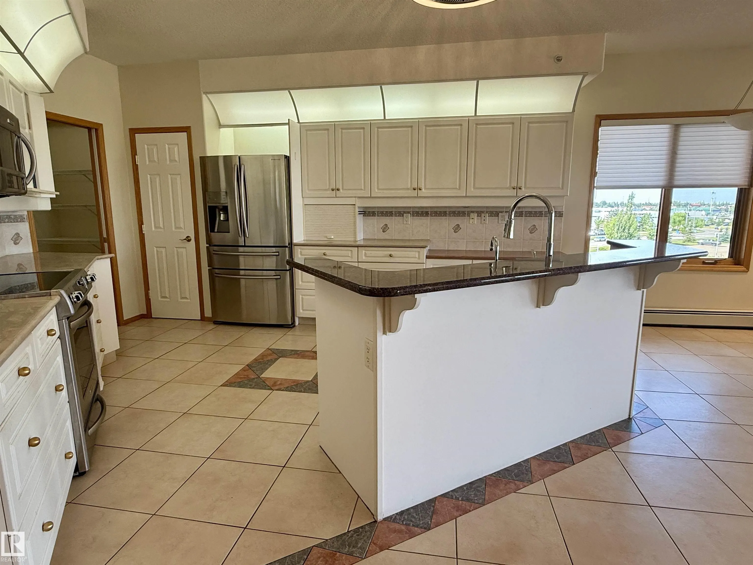 200 BETHEL Drive