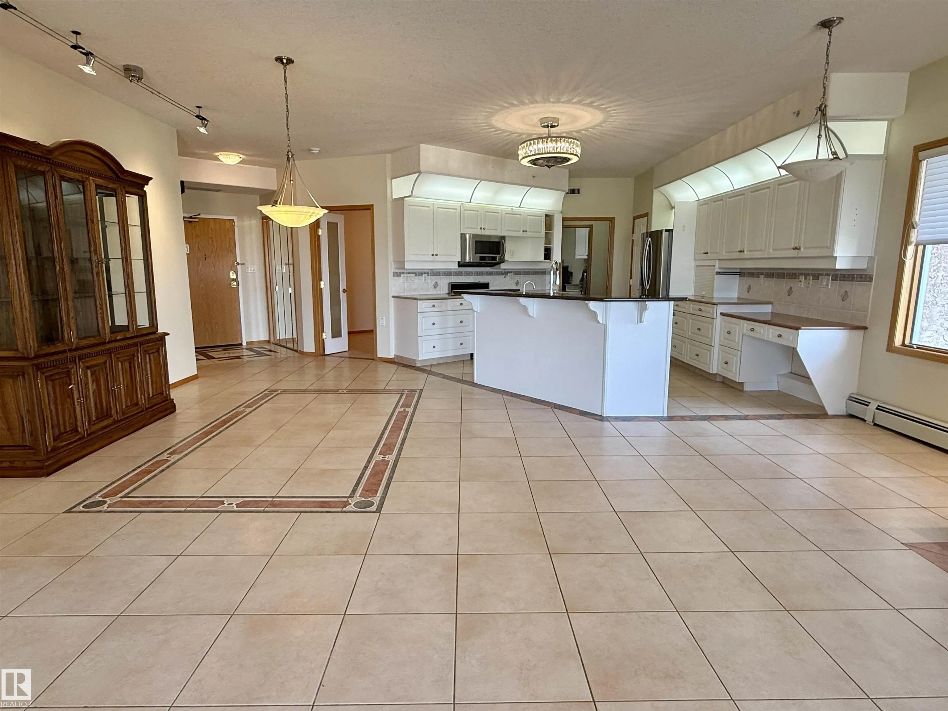 200 BETHEL Drive