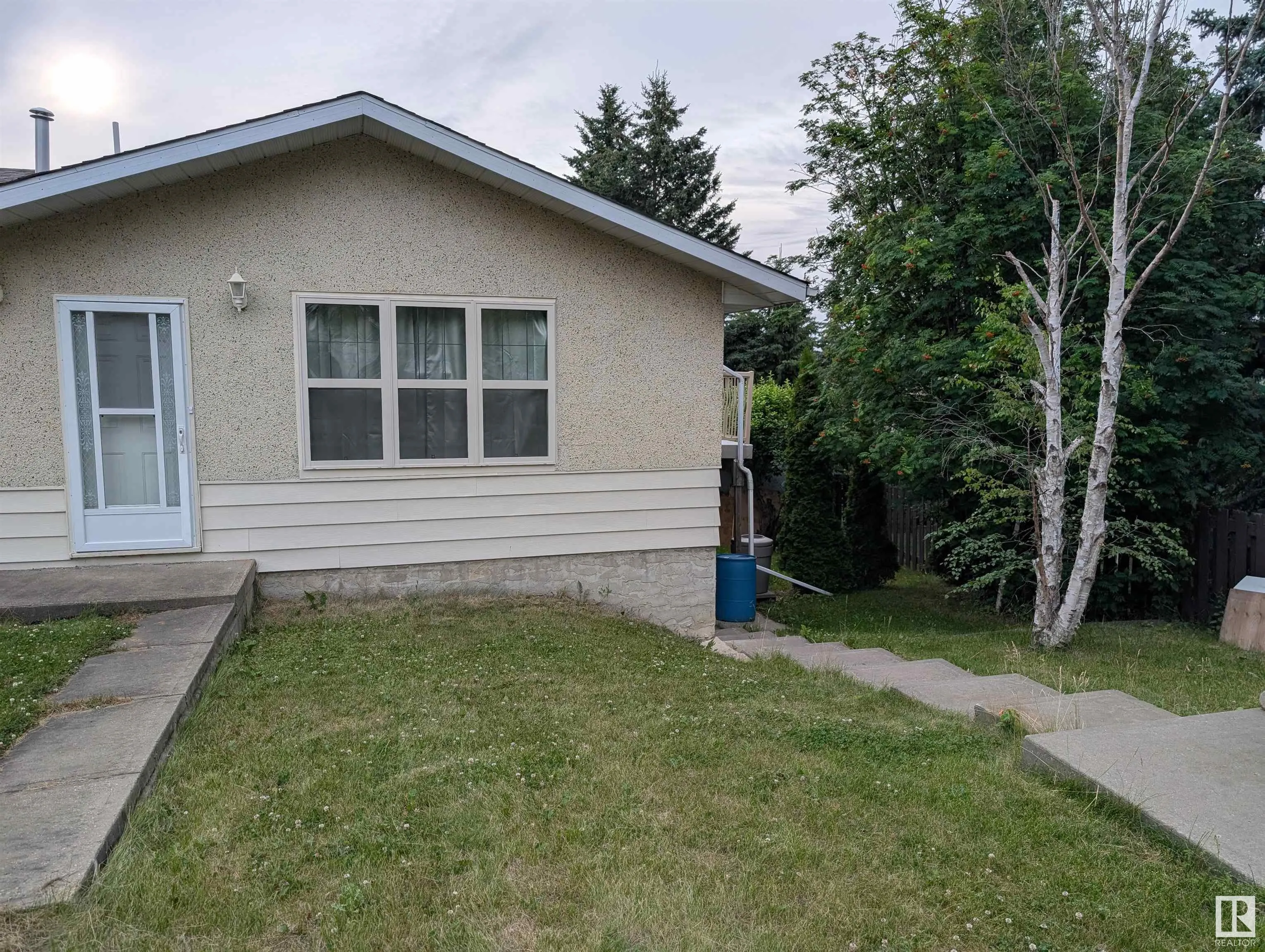 26 Louisbourg Place