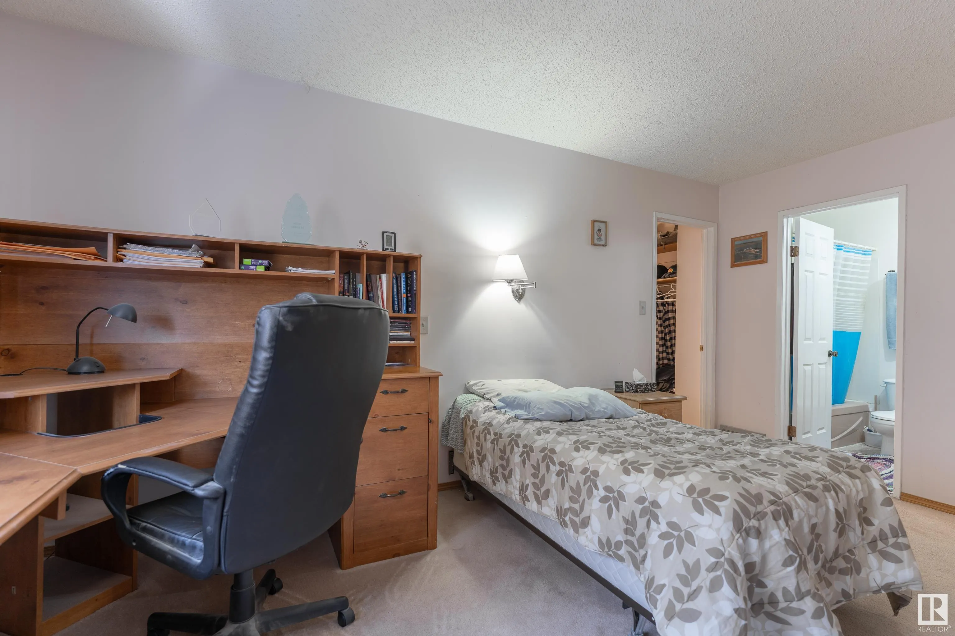 26 Louisbourg Place
