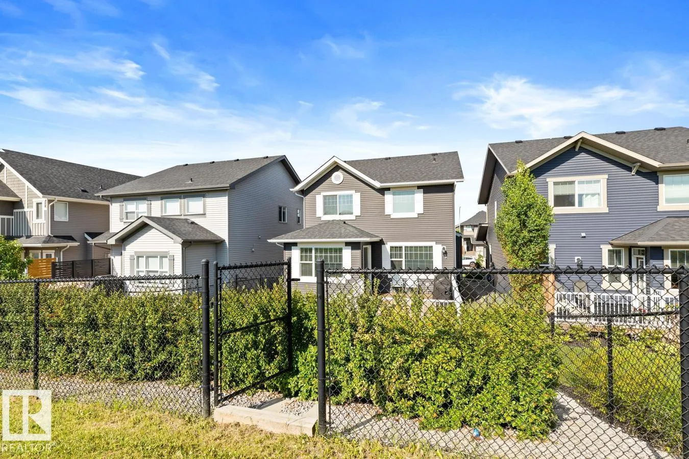 104 ALDRIDGE Crescent