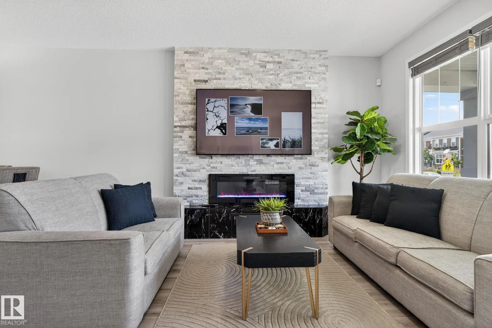 203 SOUTHFORK Drive