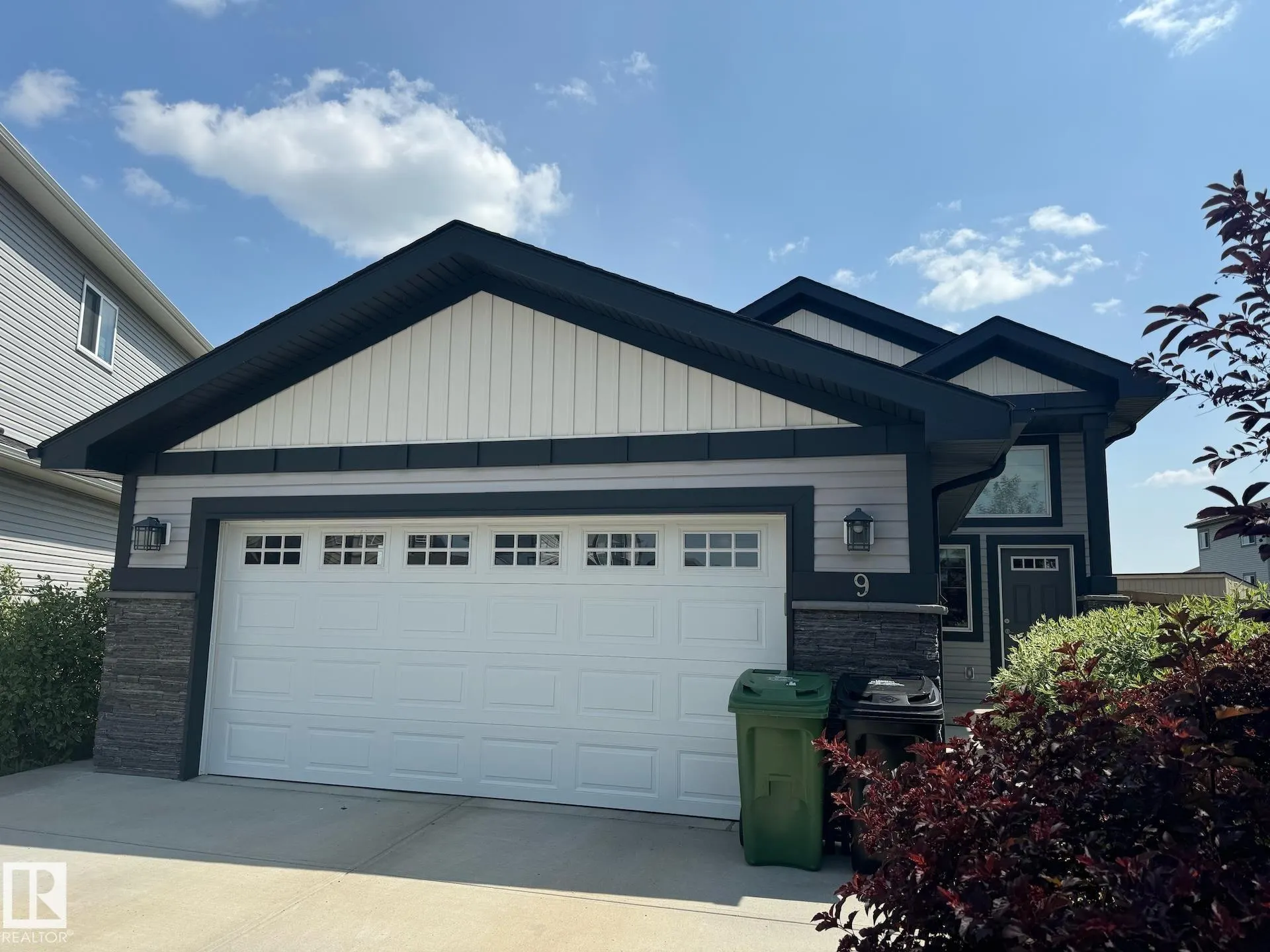 9 SOLANO Crest