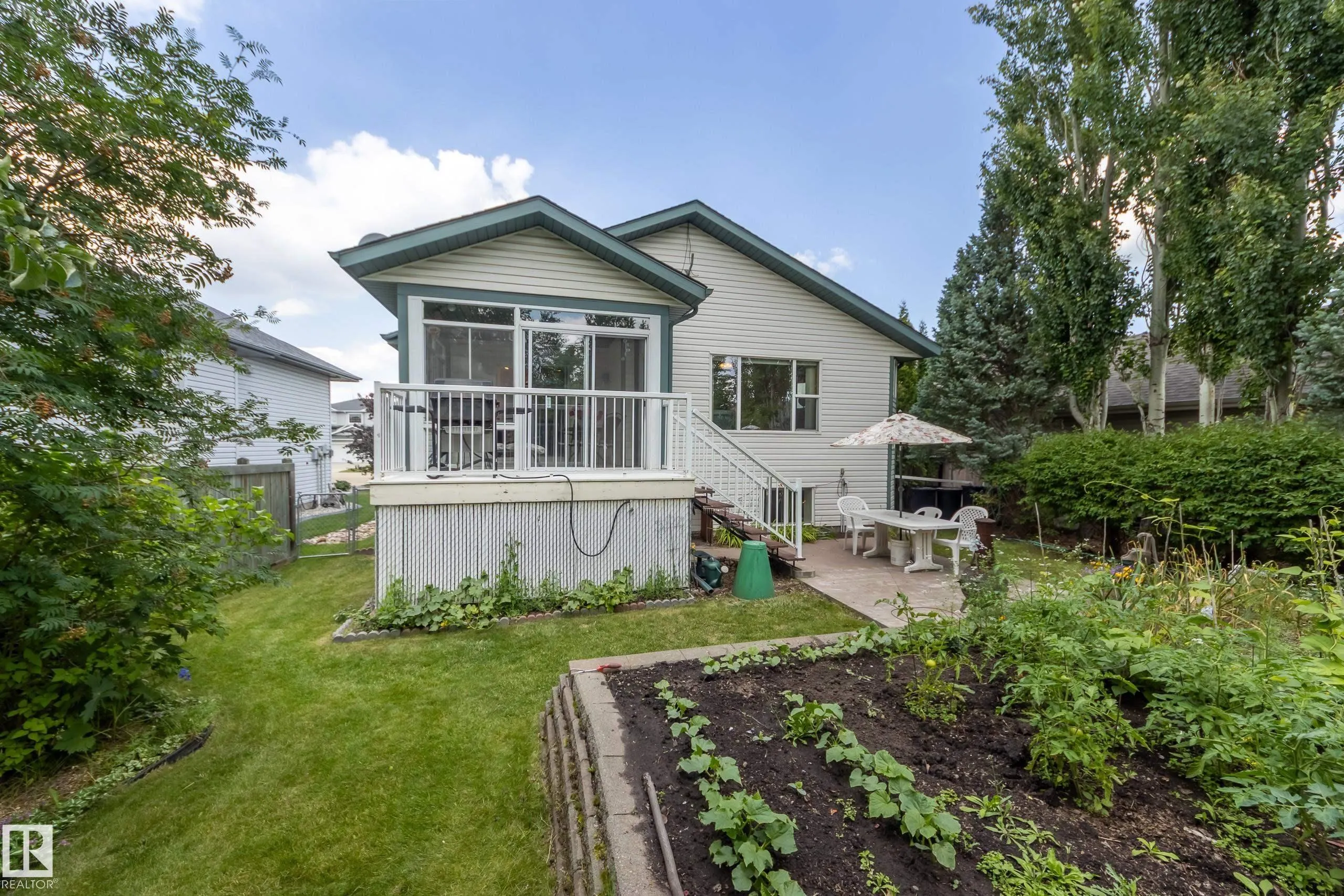 446 DAVENPORT Drive